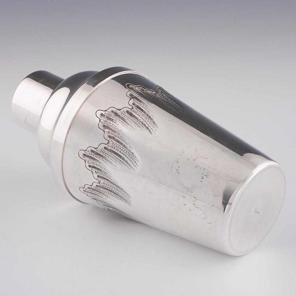 Shaker da cocktail e secchiello per il ghiaccio in argento Delheid c1935 In condizioni buone in vendita a Tunbridge Wells, GB