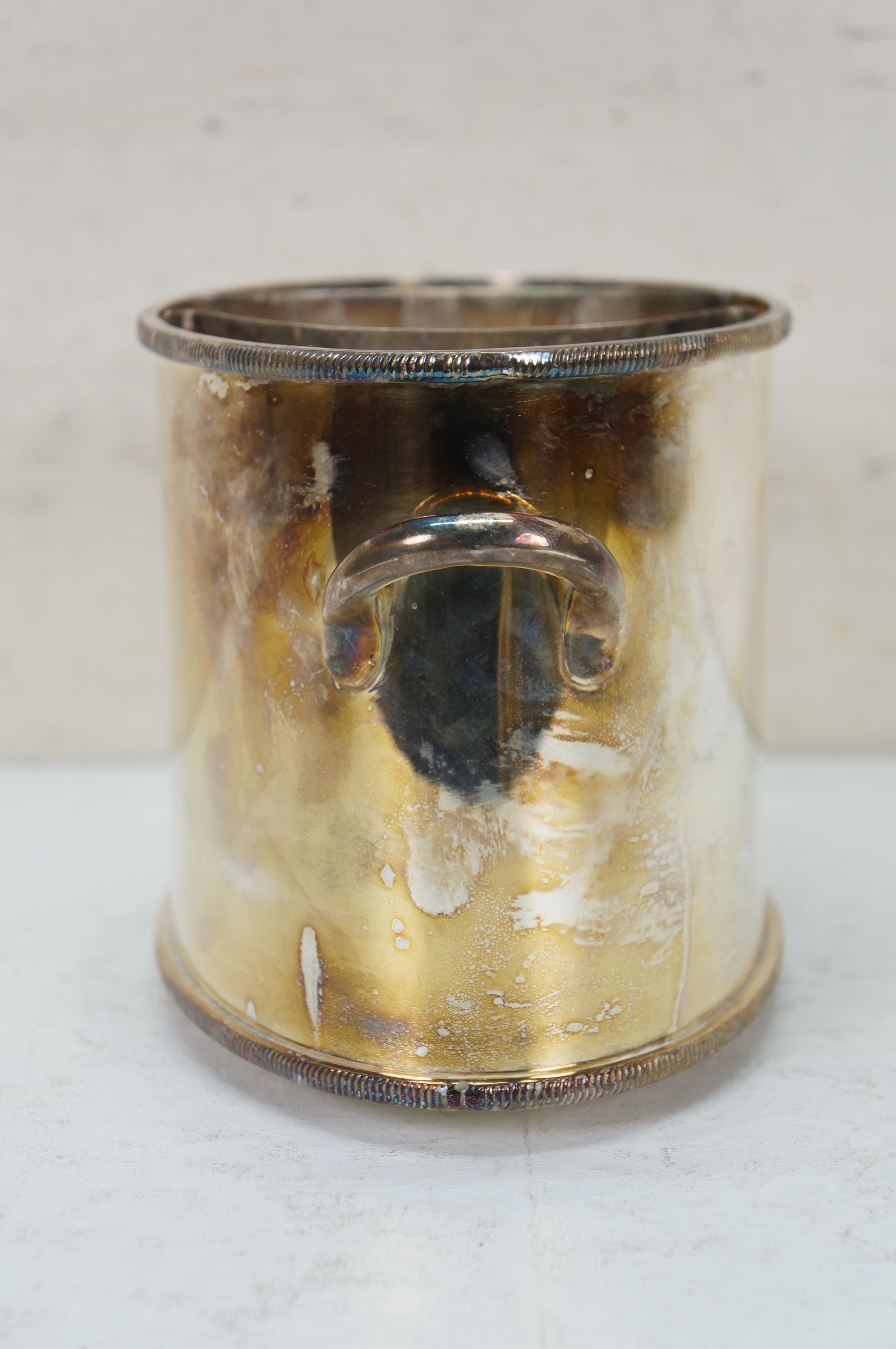 Indiano Secchiello refrigerante per vino con doppia bottiglia divisa in piastre d'argento Secchiello per ghiaccio da 10 pollici in vendita