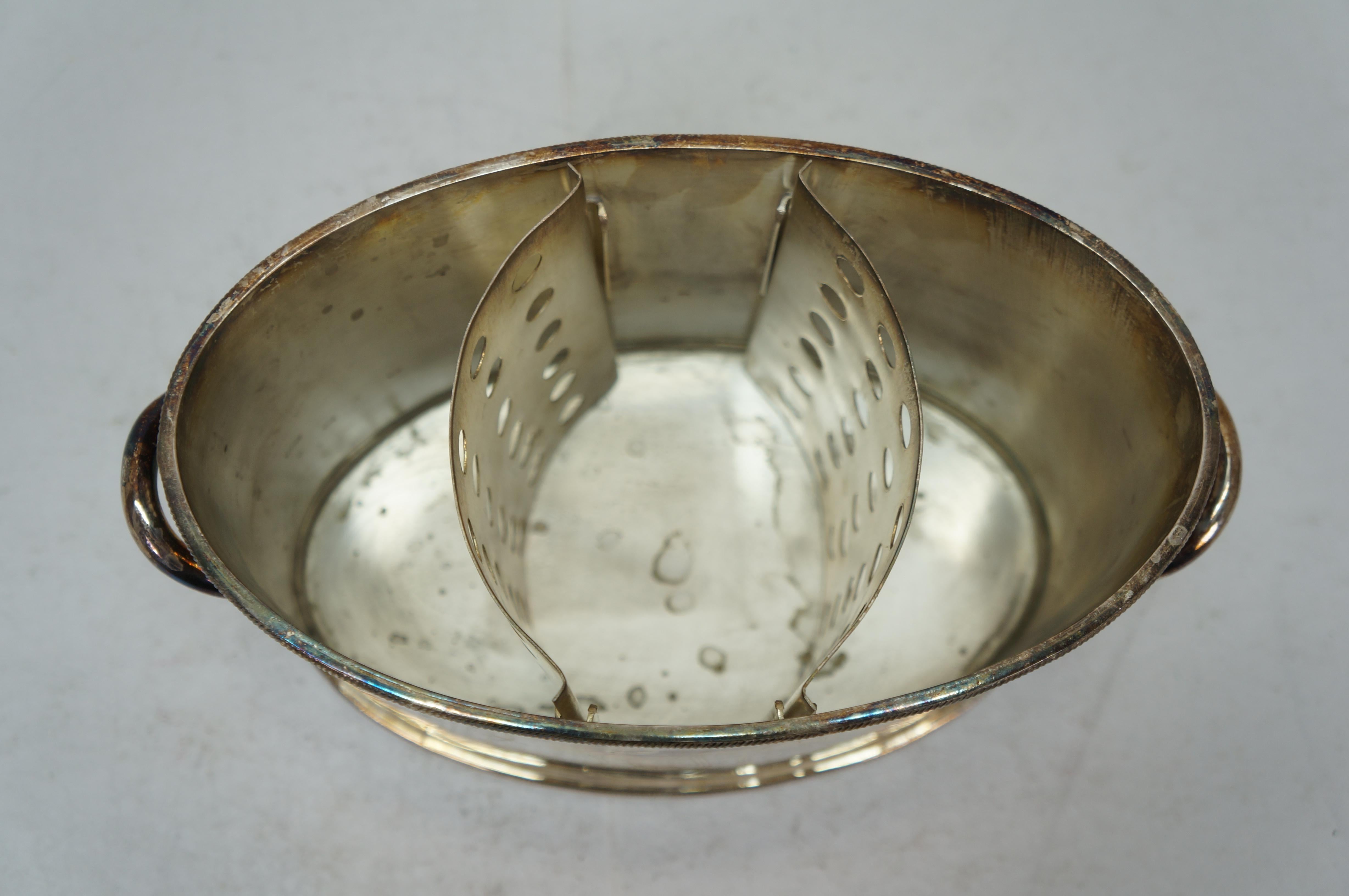 Secchiello refrigerante per vino con doppia bottiglia divisa in piastre d'argento Secchiello per ghiaccio da 10 pollici in vendita 1