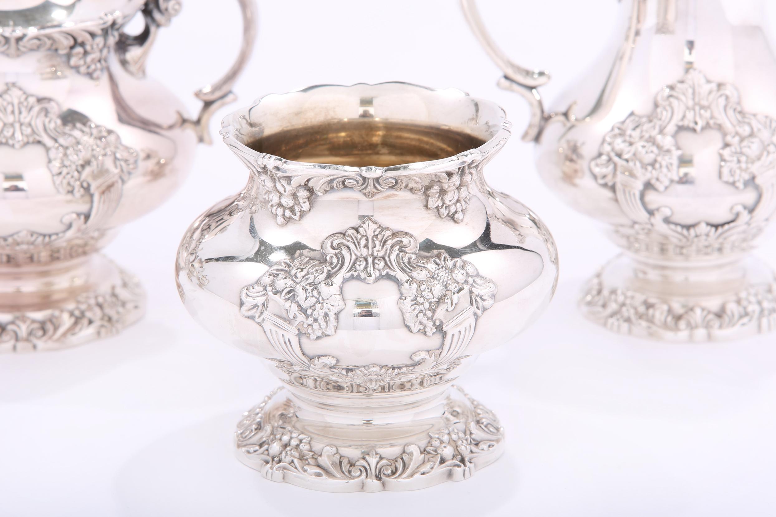 Silver Plate Five Piece Tea / Coffee Service In Good Condition For Sale In Tarry Town, NY