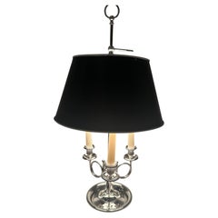 Lampe de table Bouillotte en métal argenté en forme de corne de bruyère