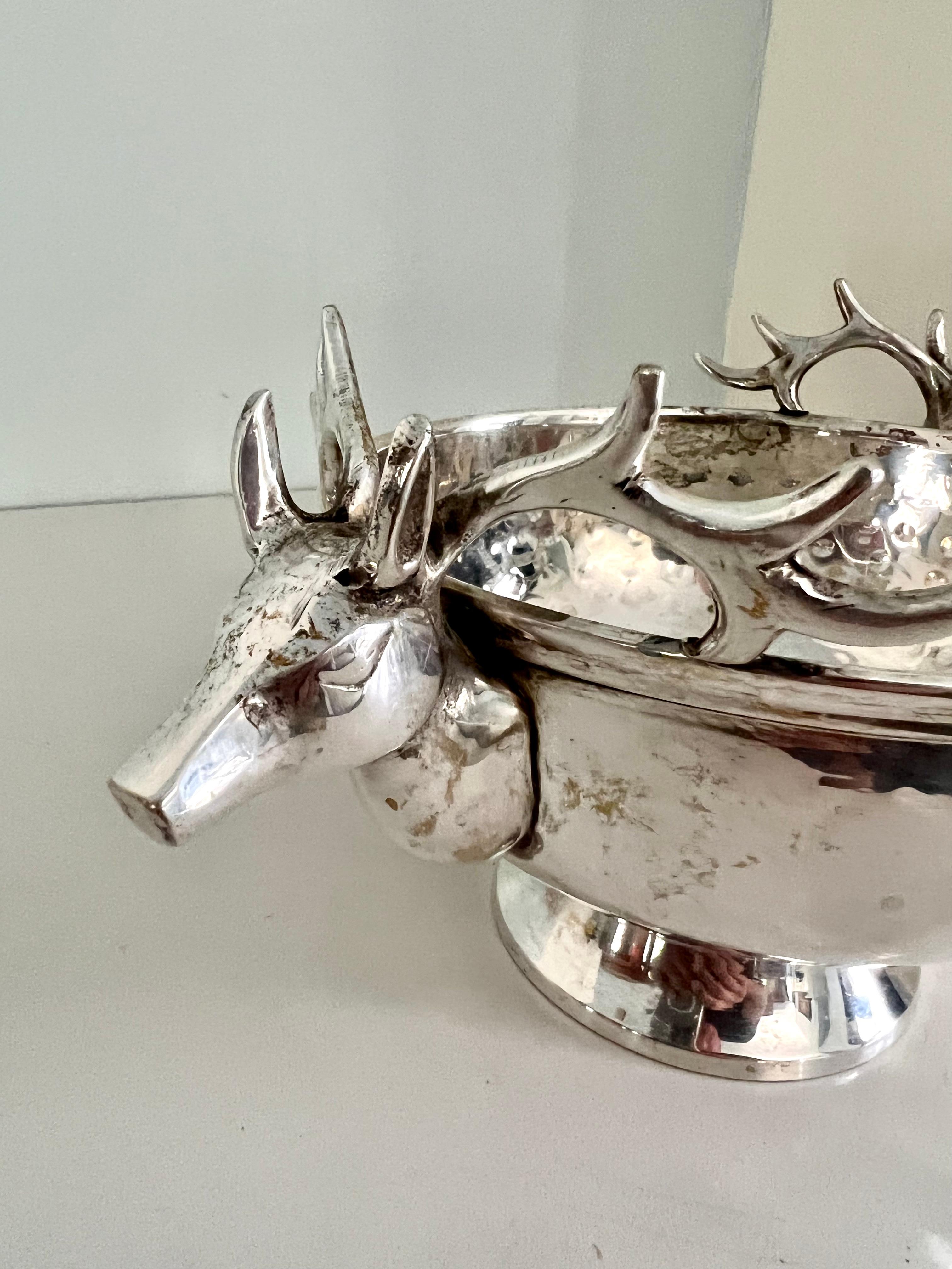 Silver Plate Hammered Bowl with Stag Handles In Good Condition For Sale In Los Angeles, CA
