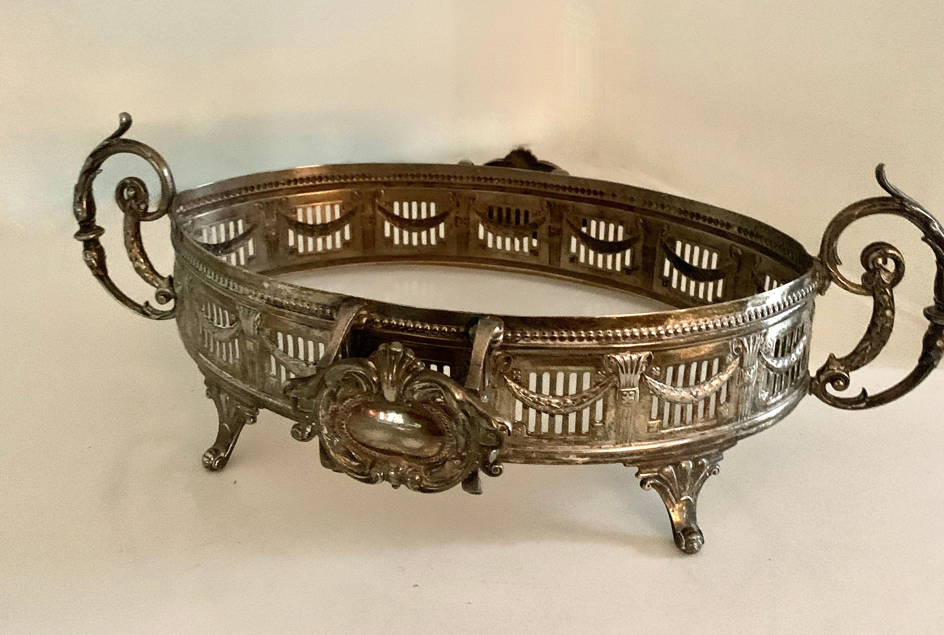 Silver Plate Oval Tray with Wide Gallery with Handles and Rope Details For Sale 3