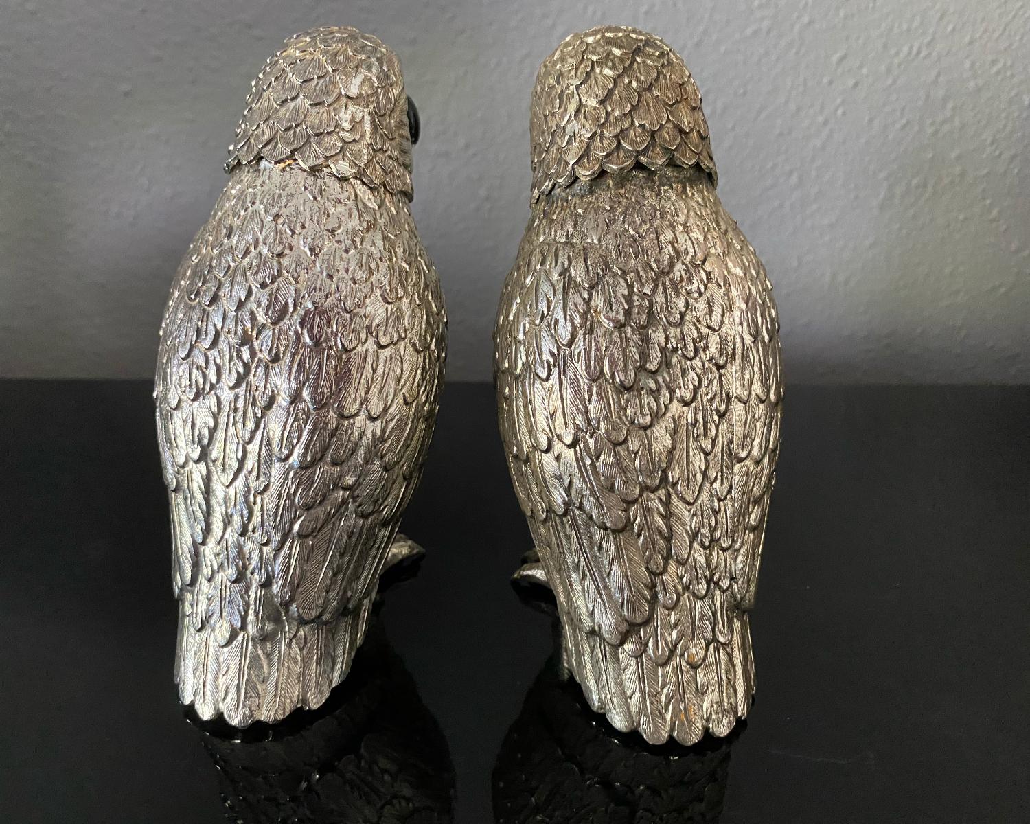 Silver Plate Owl Corbell Salt & Pepper Shakers W/ Large Inset Glass Eyes For Sale 9