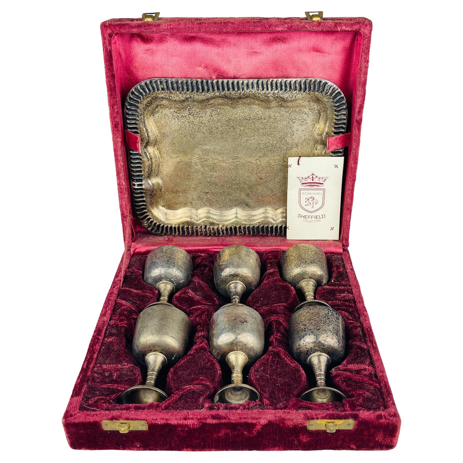 Juego de 6 copas y una bandeja en caja Sheffield Edward, Inglaterra, 1890s