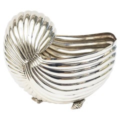 Retro Silver-Plate Shell Ice Bucket or Champagne Bucket with Shell Form Feet