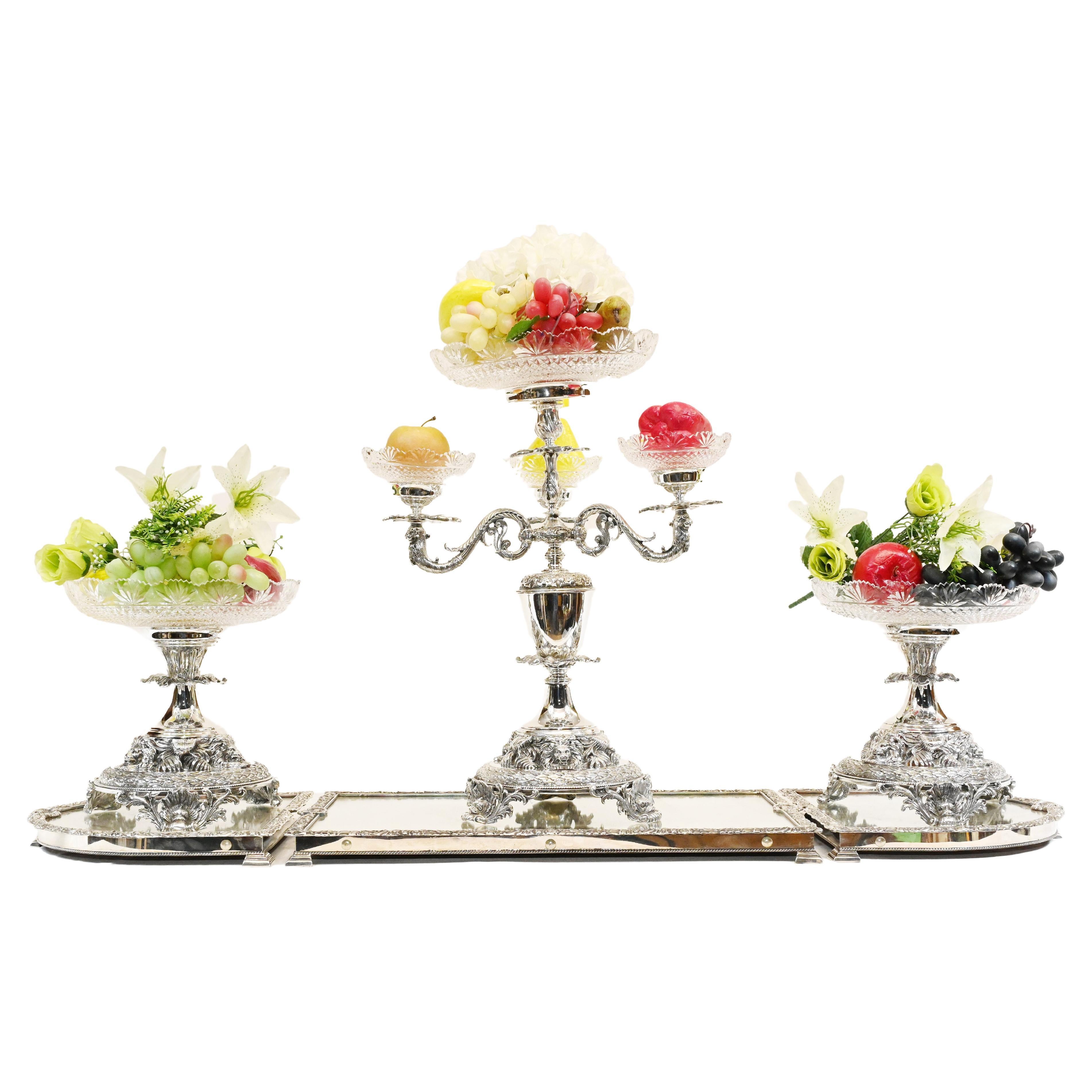 Silberner Tafelaufsatz aus Old Sheffield Epergne-Glas im Angebot