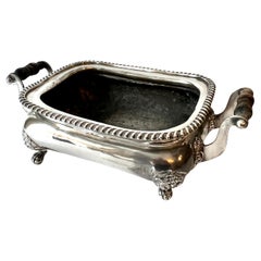 Base per zuppiera in argento utilizzata come jardiniere, cachepot o recipiente per la pesca