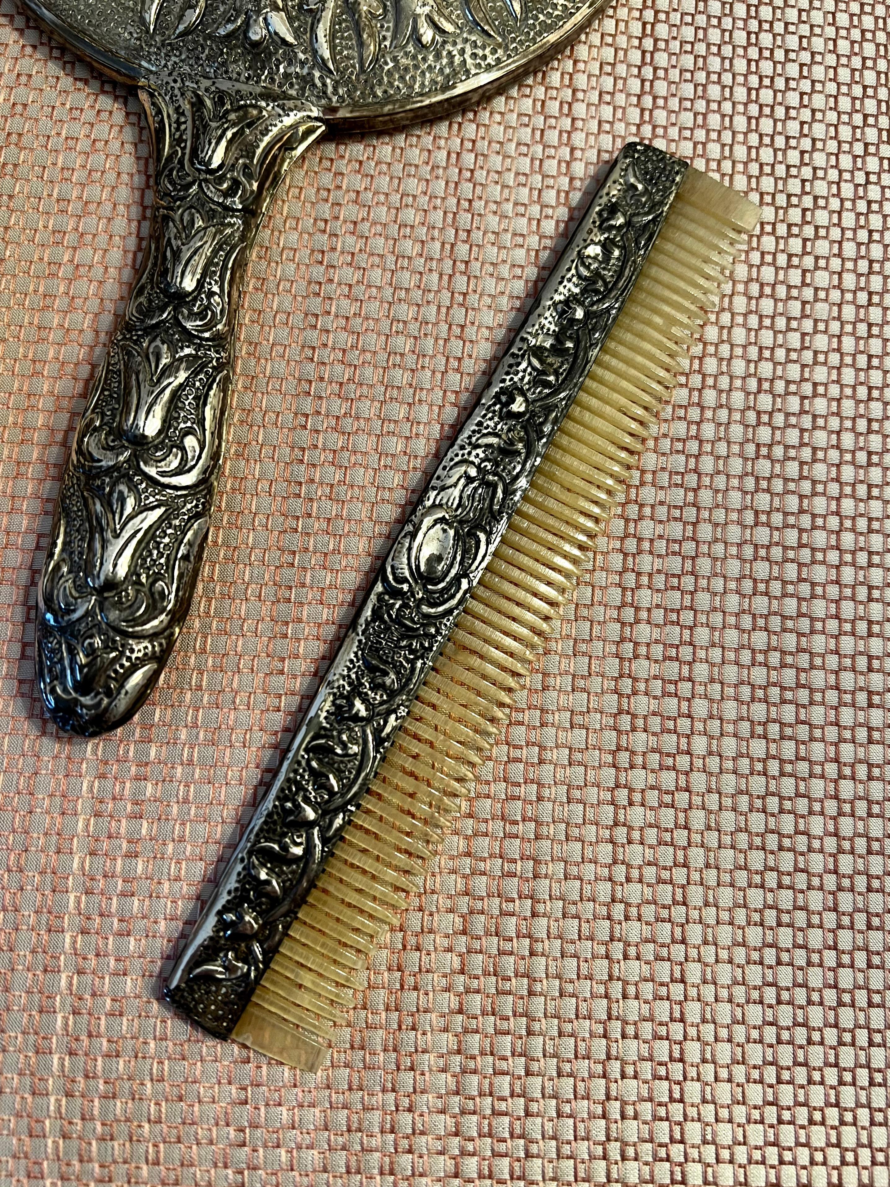 Late Victorian Silver-Plate Vanity Set With Comb, Brush and Mirror For Sale