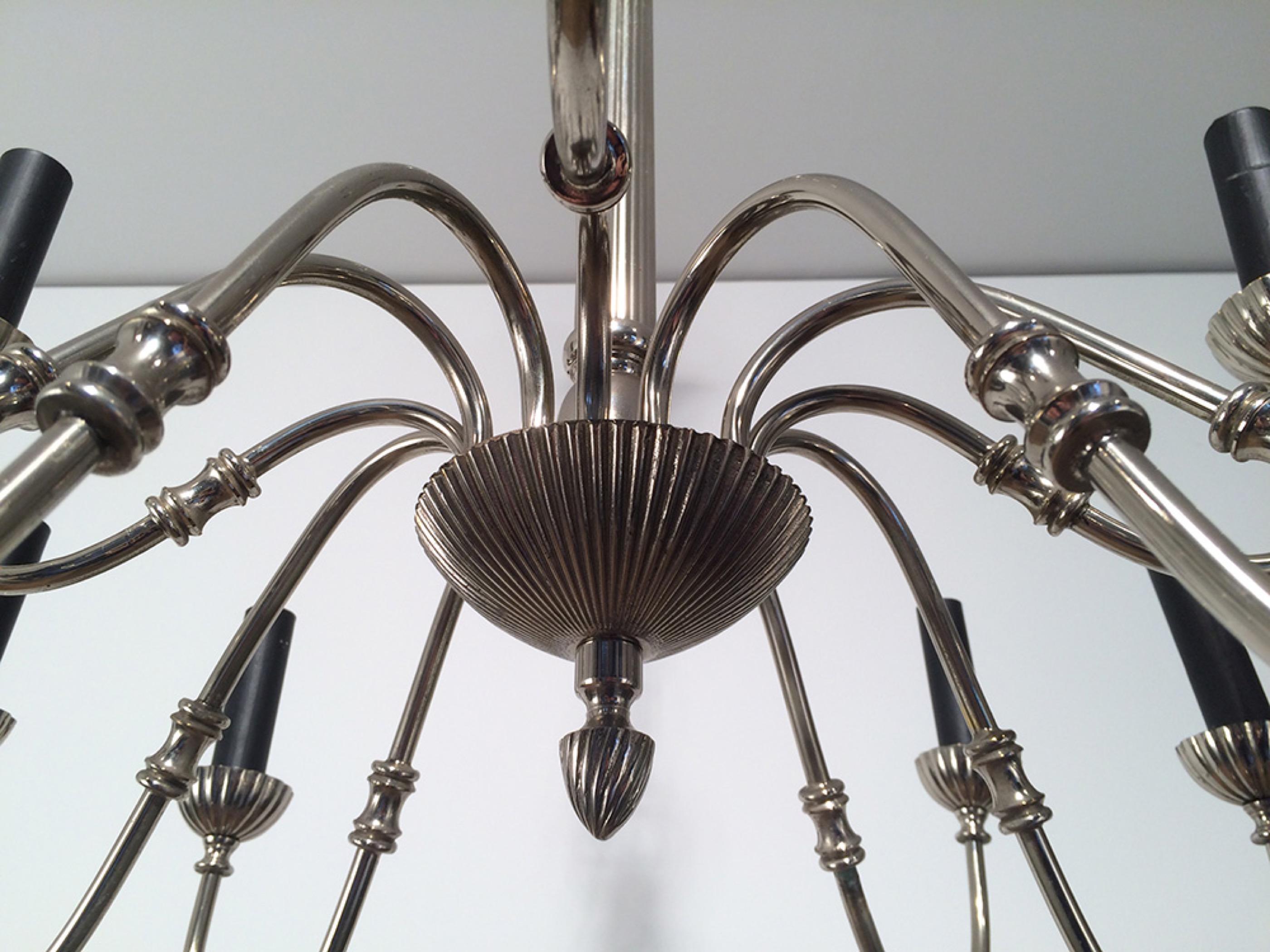 Silver Plated 12-Light Neoclassical Chandelier, circa 1940 In Good Condition For Sale In Marcq-en-Barœul, Hauts-de-France