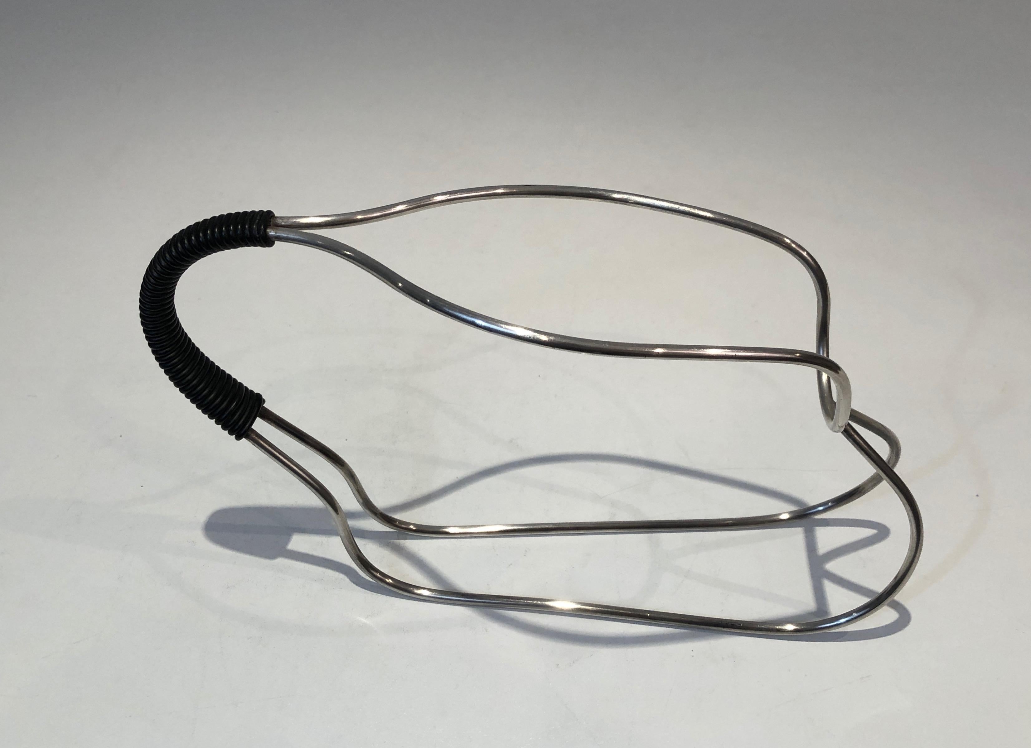 Versilberter und schwarzer Kunststoffflaschenhalter, französisches Werk, um 1970 im Angebot 4