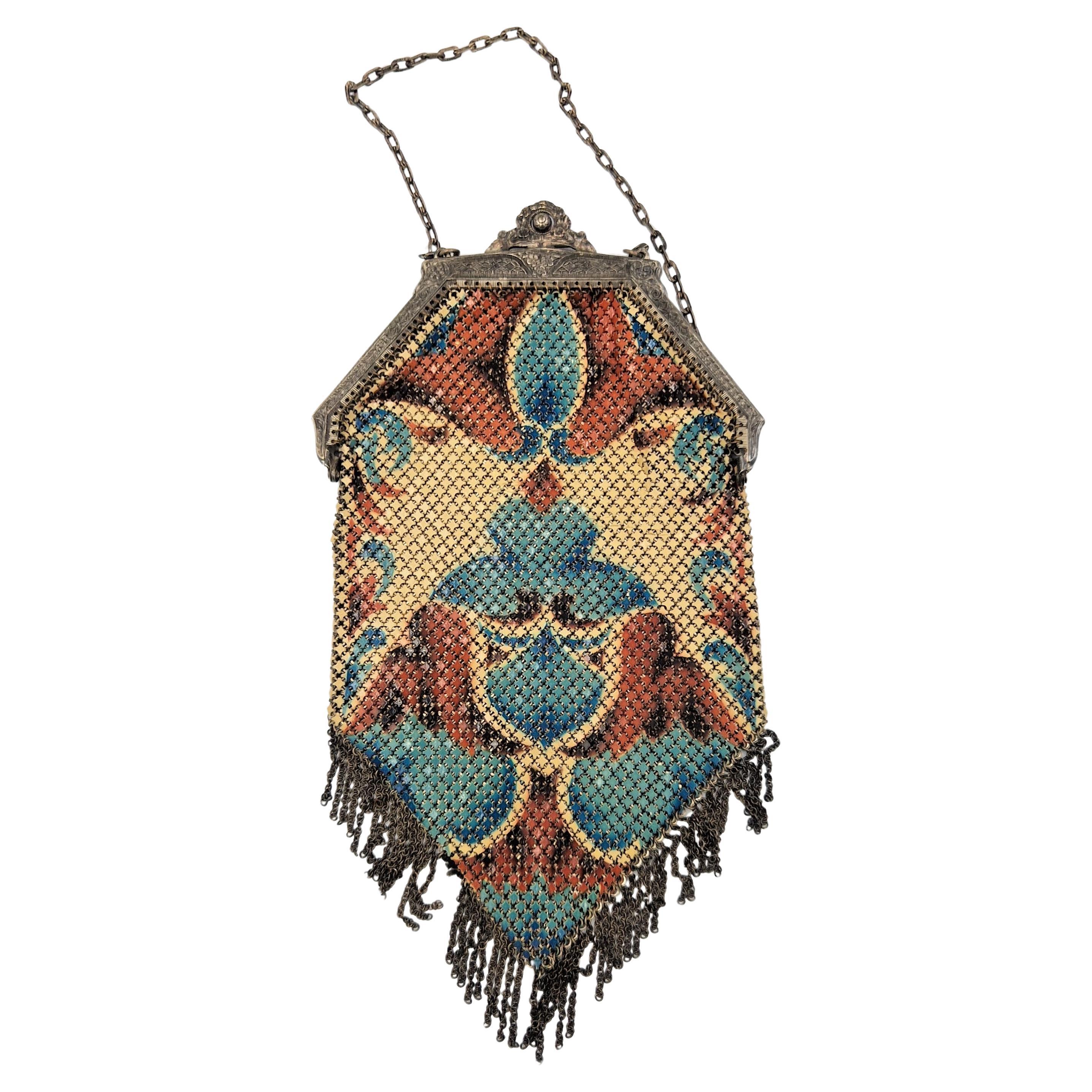 Versilberte Art Deco Mandalan Abendhandtasche. 1920 - 1930 im Angebot
