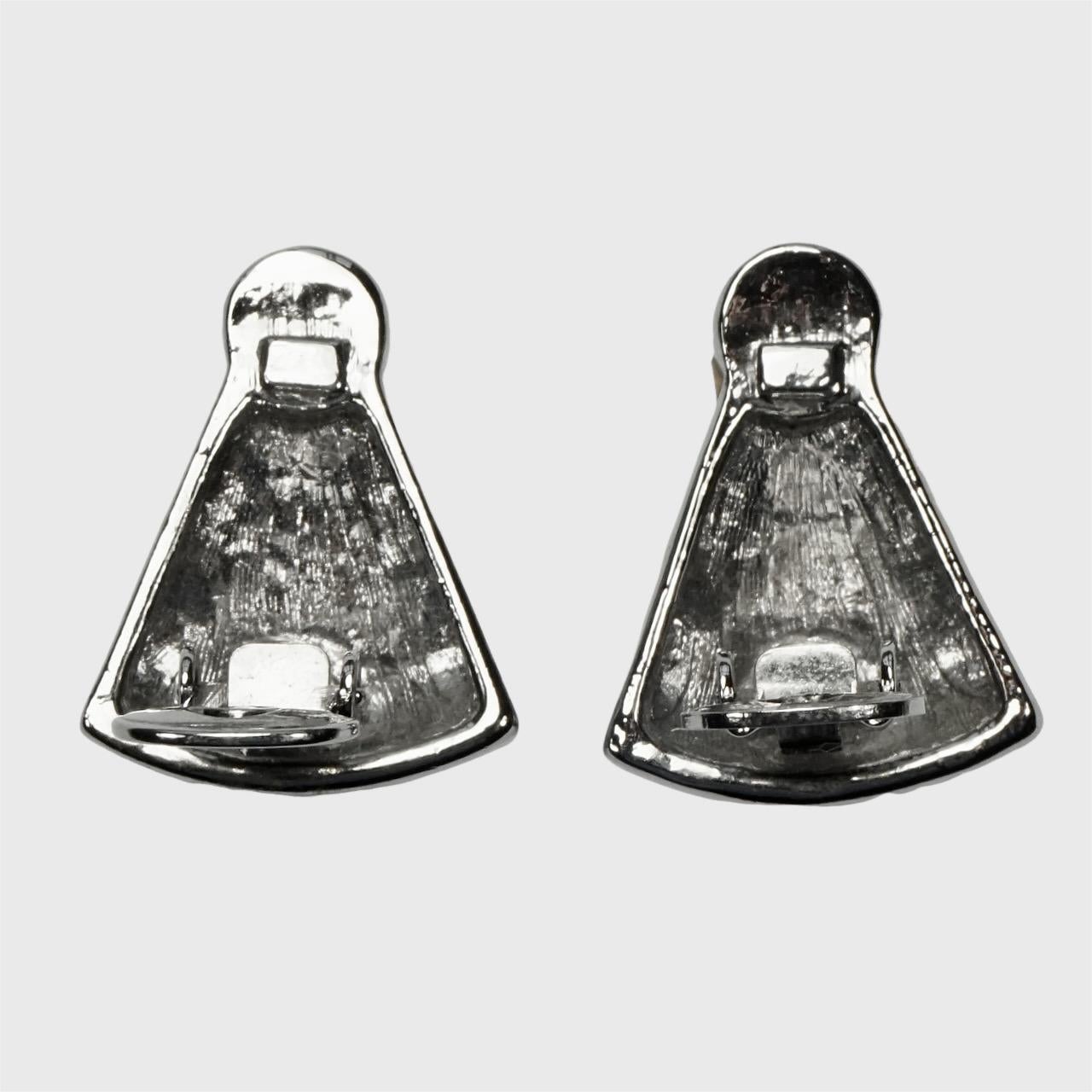 Silver Plated Art Deco Style Clip Earrings set with Rhinestones In Good Condition For Sale In London, GB