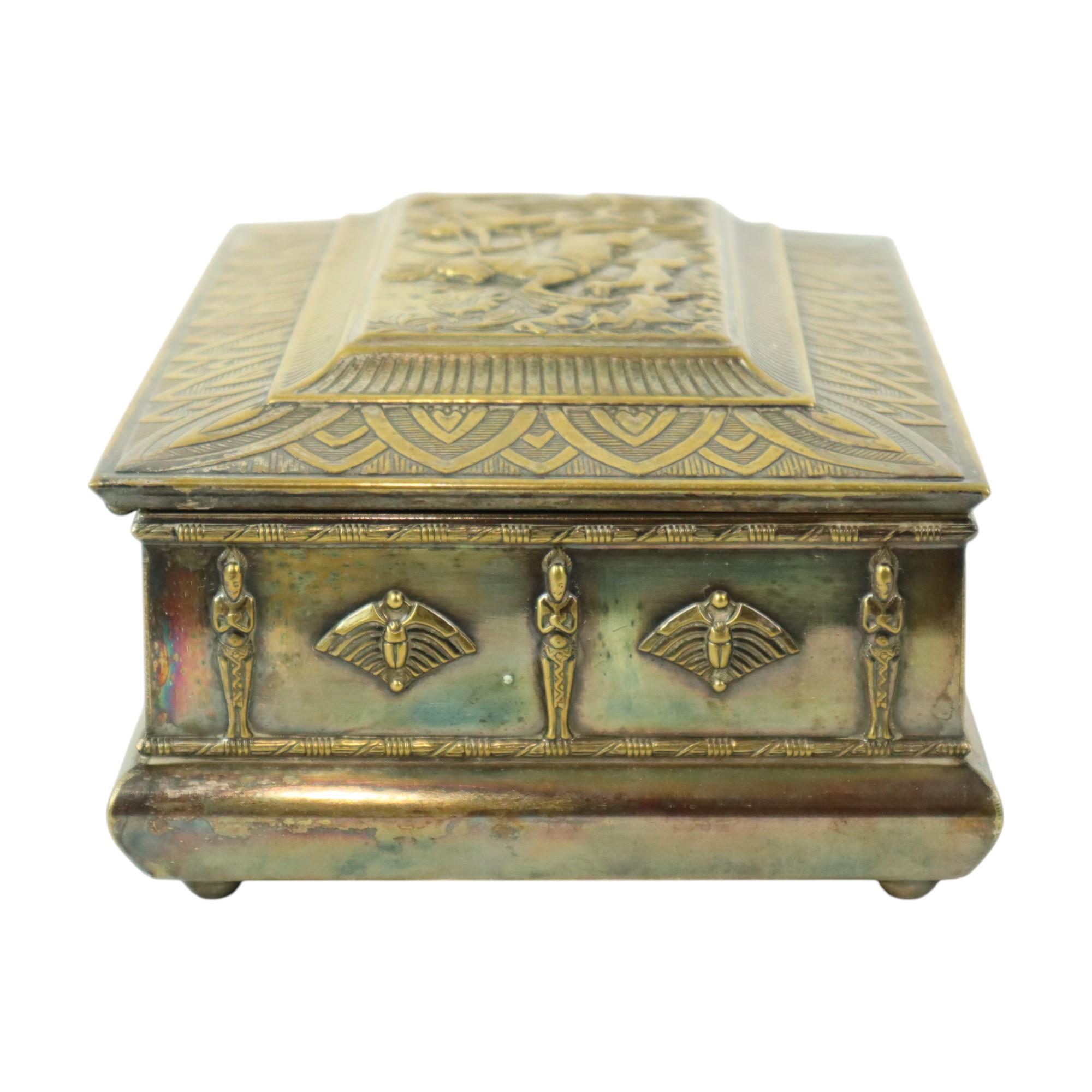 Silver-plated Art Deco Trinket Box with Egyptian Motifs For Sale 6