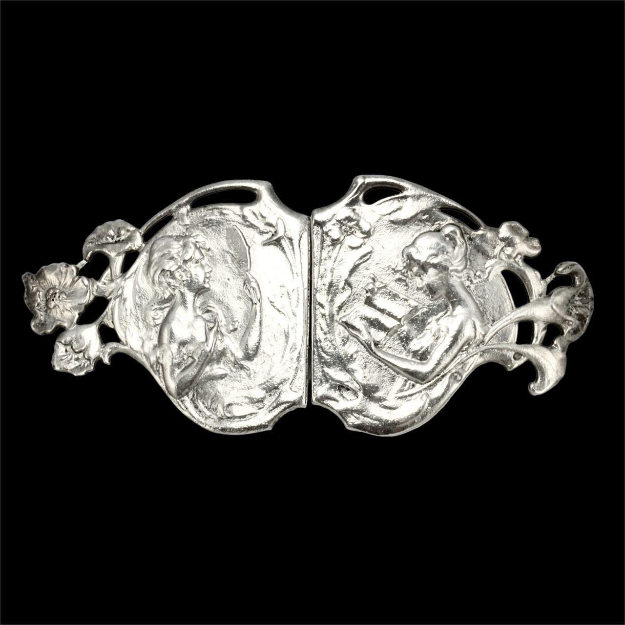 Versilberte Jugendstil Revive Gürtelschnalle ca. 1970er Jahre im Angebot 2