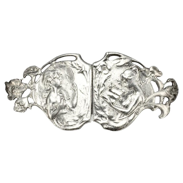 SIlver Plated Art Nouveau Revival Belt Buckle circa 1970s at  display picture 3