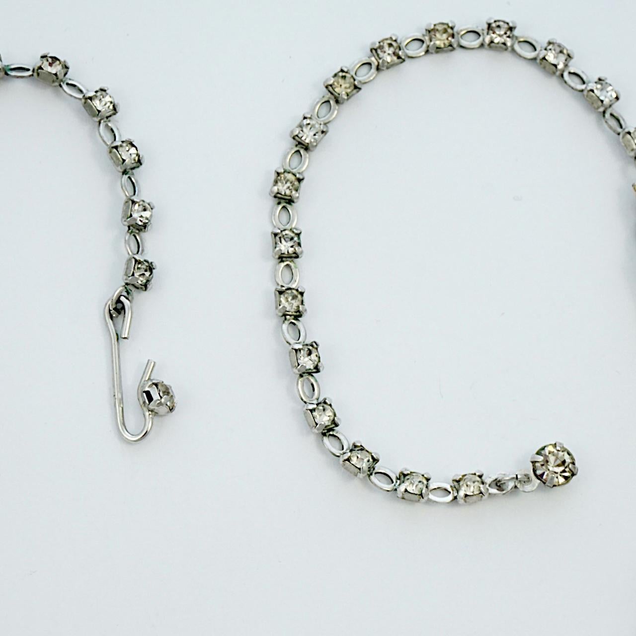 Silver Plated Bar Link Rhinestone Necklace circa 1950s For Sale 2