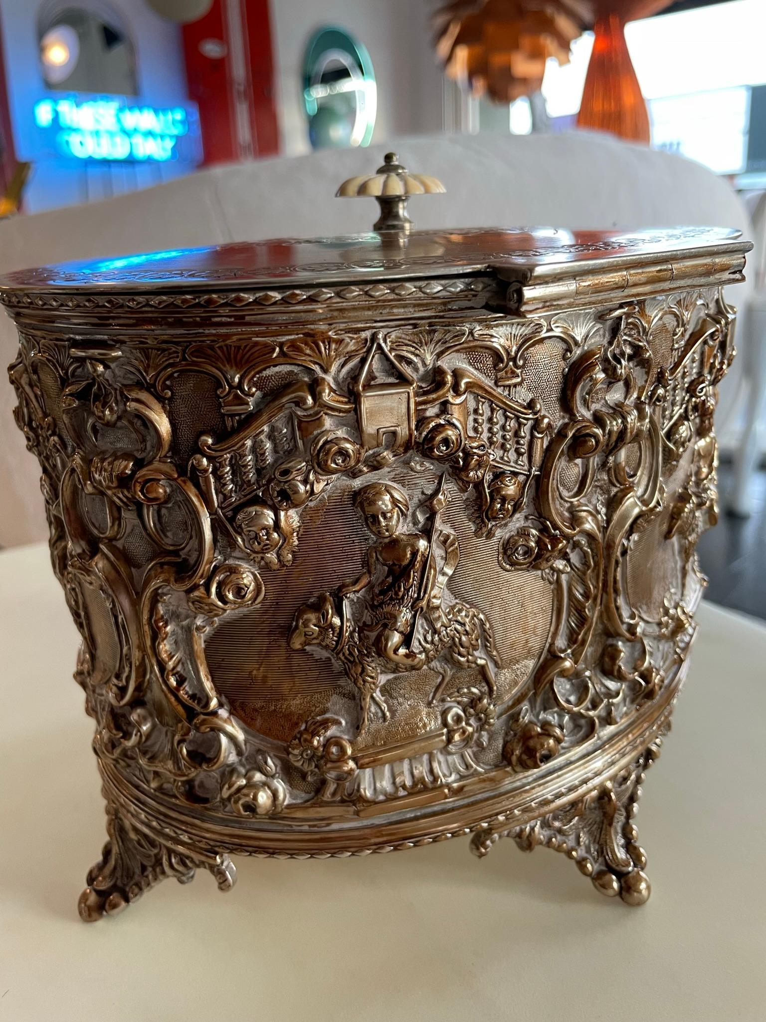 20th Century Silver-Plated Biscuit Box For Sale