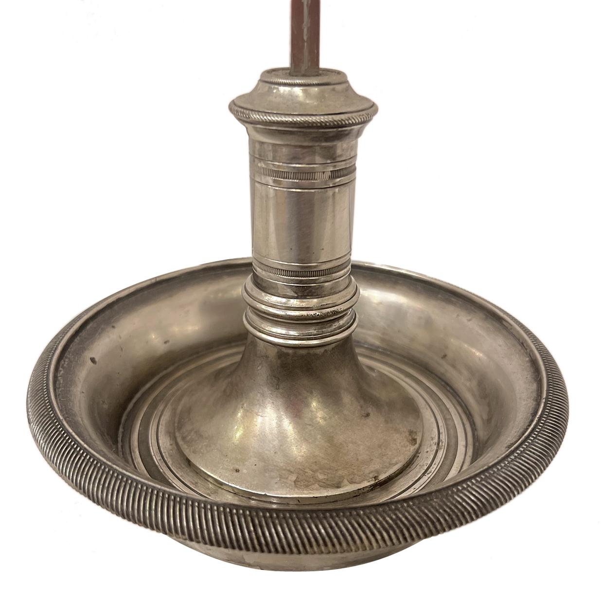 Début du 20ème siècle Lampe Bouillotte en métal argenté avec abat-jour en tôle en vente