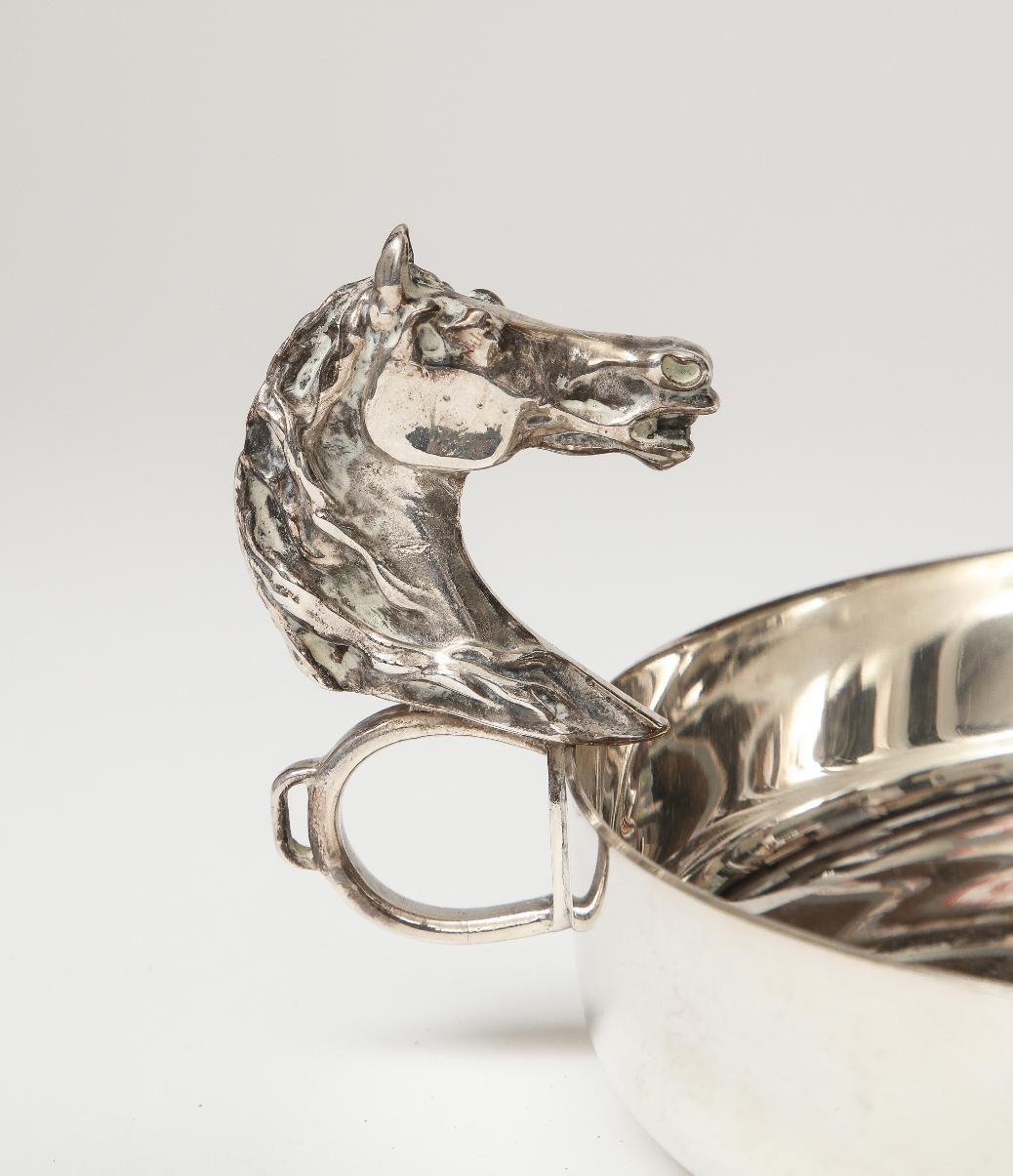 Francese Ciotola placcata in argento alla maniera di Hermes, Francia, 1950 ca. in vendita