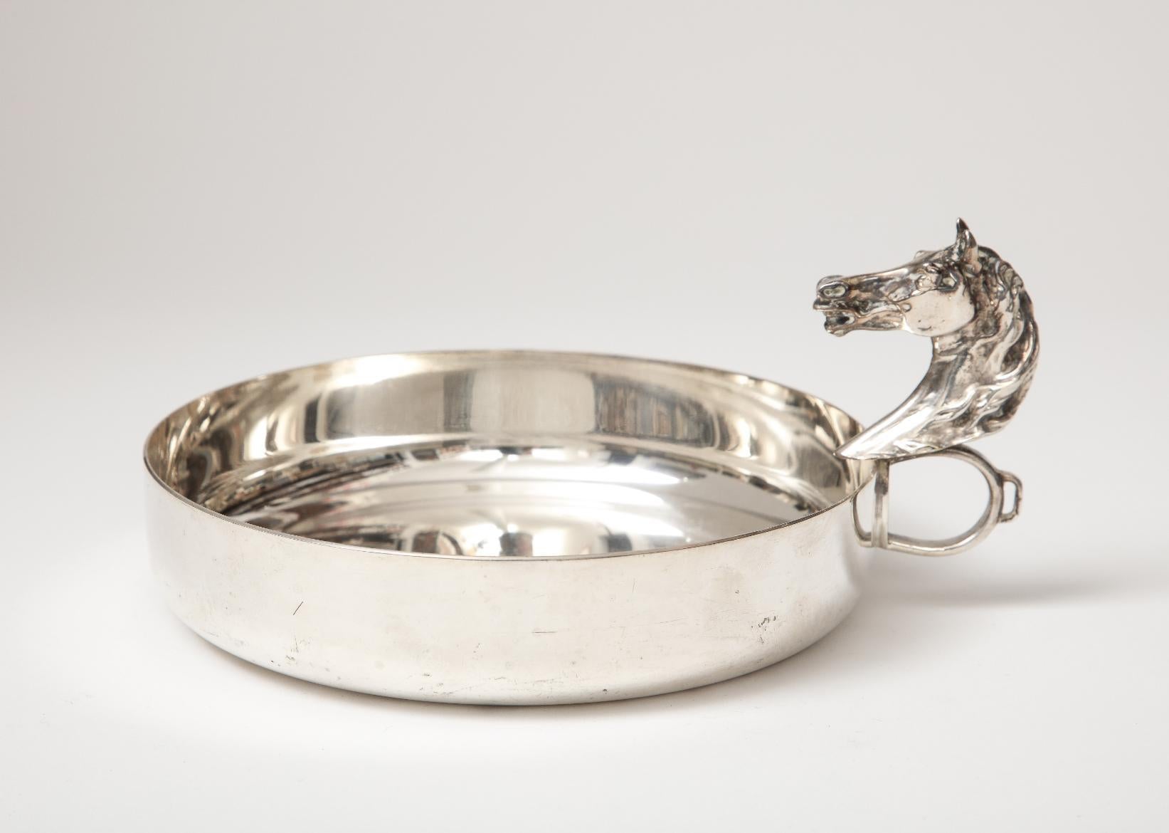 Metà XX secolo Ciotola placcata in argento alla maniera di Hermes, Francia, 1950 ca. in vendita
