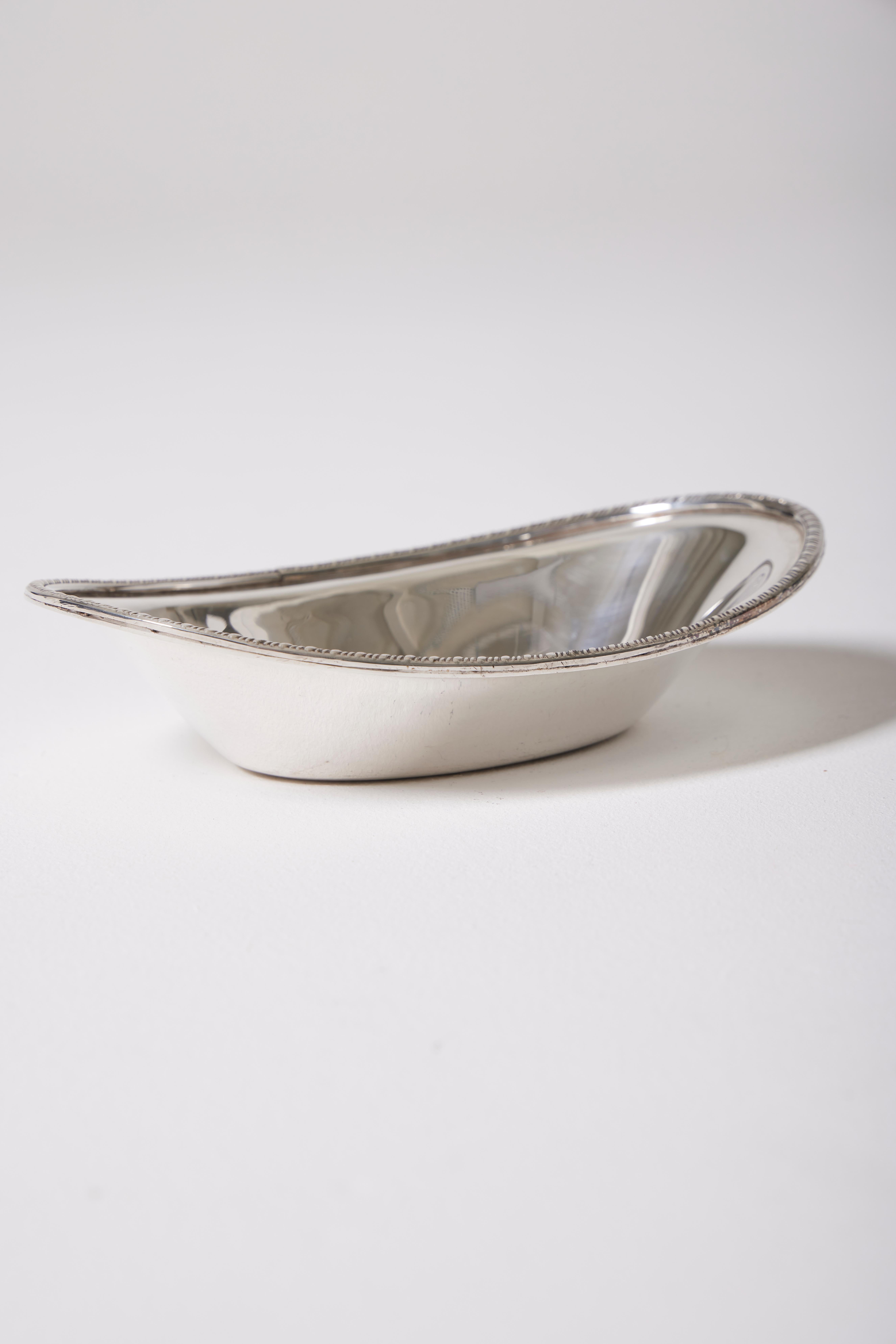 Silver-plated bread basket In Good Condition For Sale In PARIS, FR