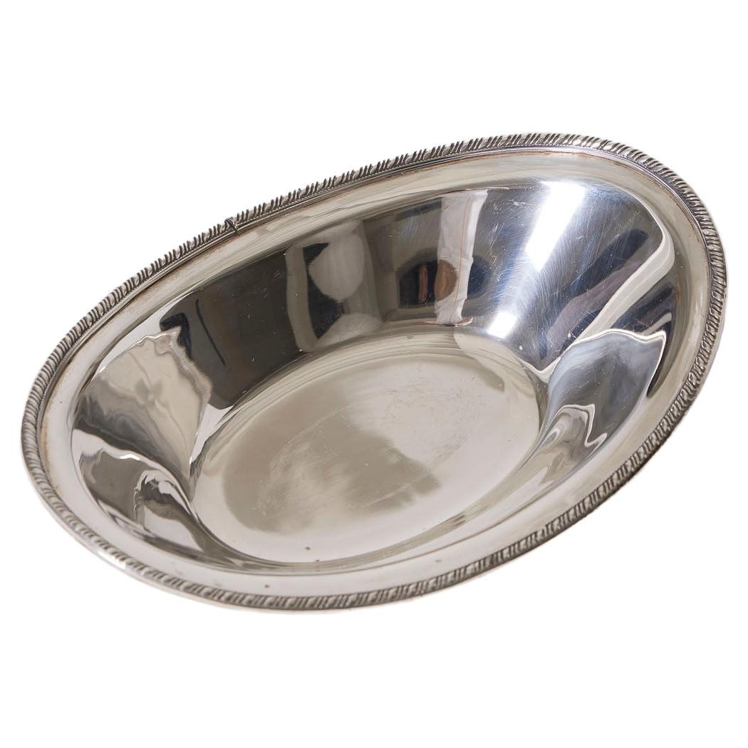 Silver-plated bread basket For Sale