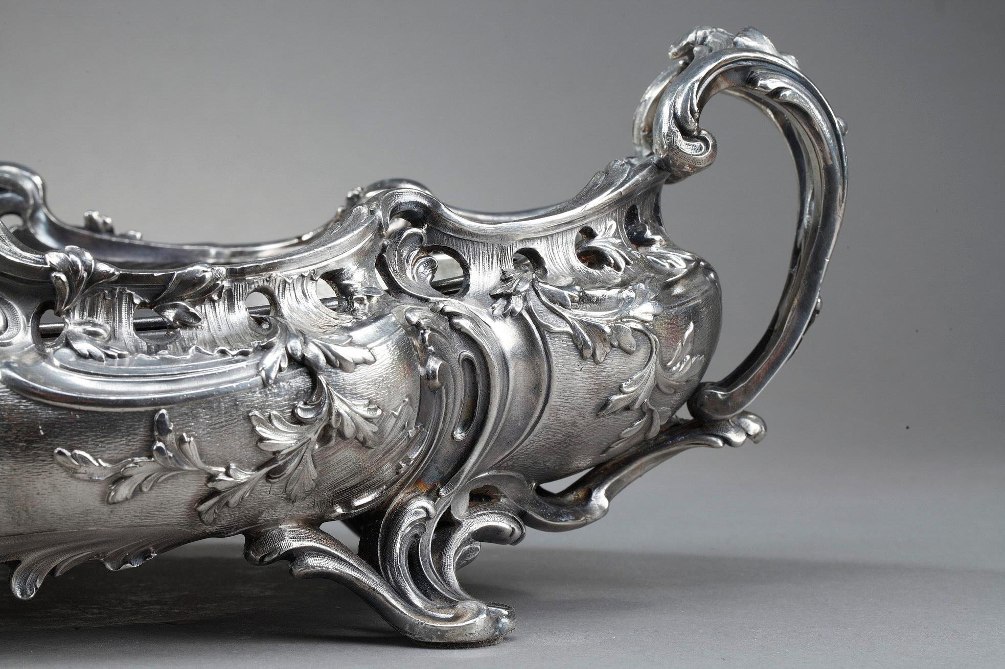 Silver Plated Bronze Jardinière in the Louis XV Style, 19th Century For Sale 4