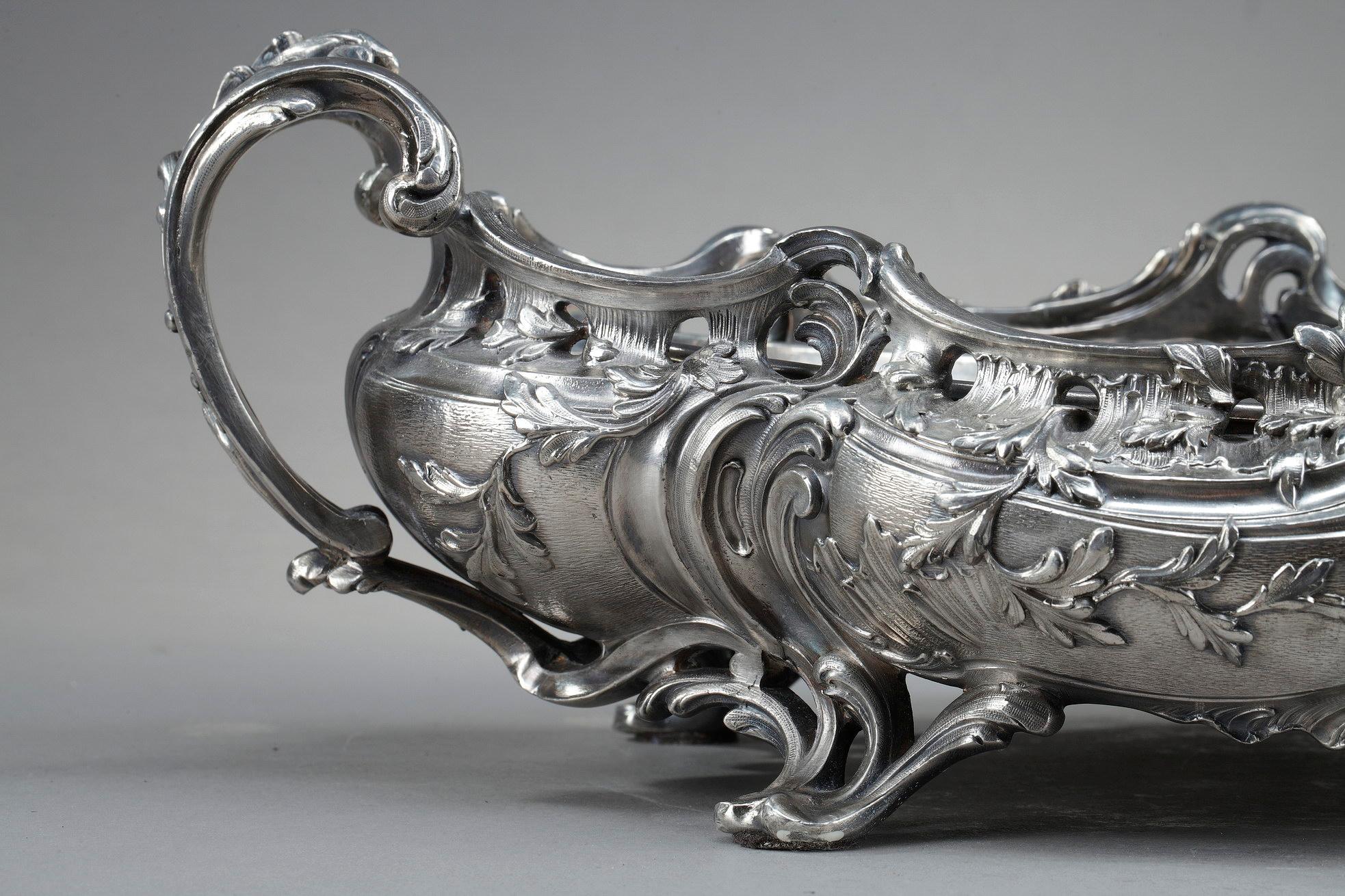 Silver Plated Bronze Jardinière in the Louis XV Style, 19th Century For Sale 5