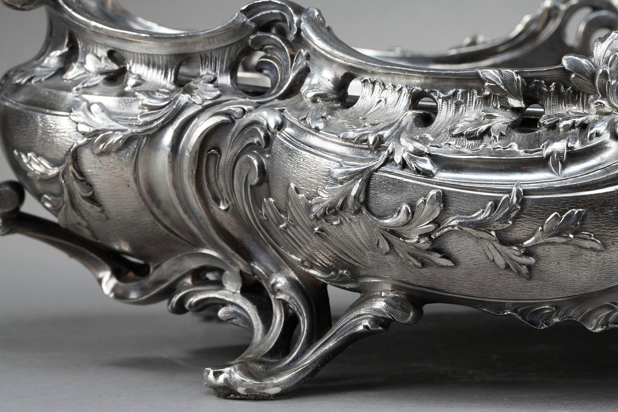 Silver Plated Bronze Jardinière in the Louis XV Style, 19th Century For Sale 6
