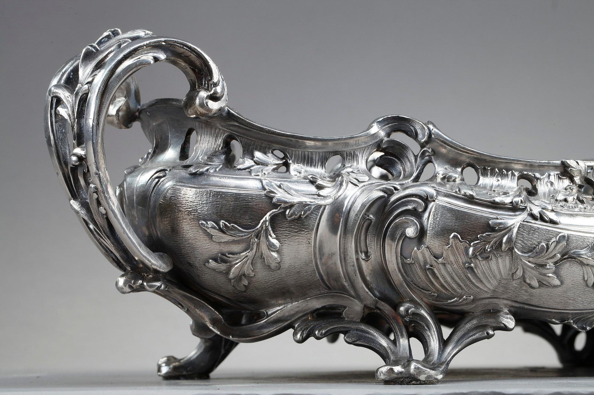 Silver Plated Bronze Jardinière in the Louis XV Style, 19th Century For Sale 8