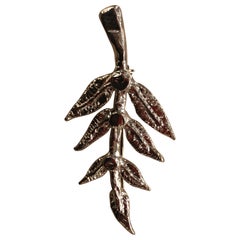 Brosche „Laurel“ aus versilberter Bronze von Franck Evennou, Frankreich, 2018