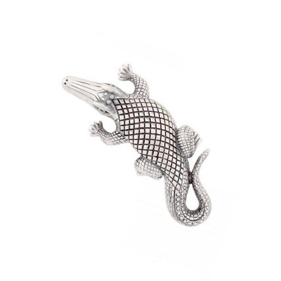 Silver-Plated Bronze Stalking Alligators Belt Buckle by John Landrum Bryant In New Condition For Sale In New York, NY