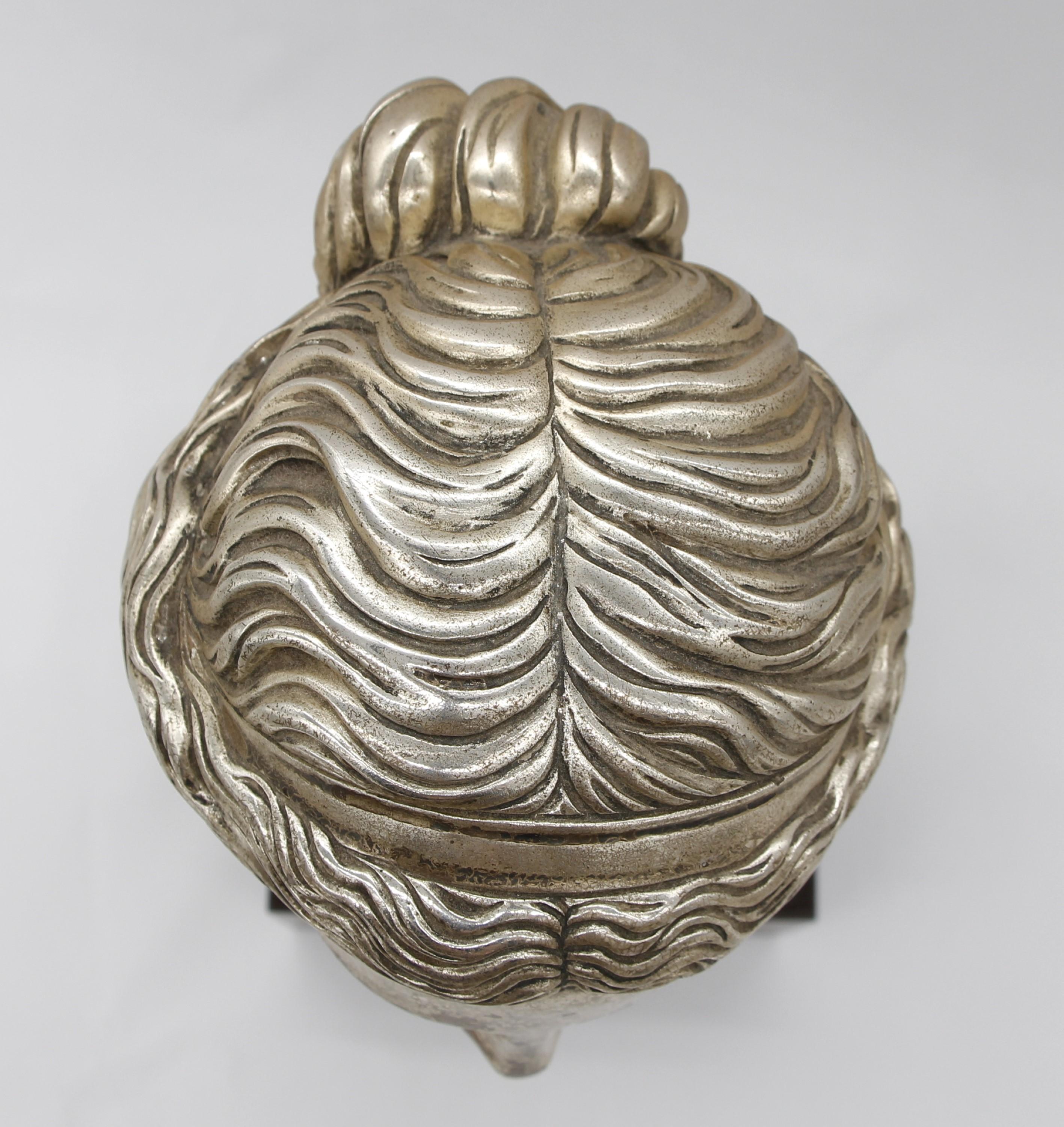 Busto de Venus Diosa de Bronce Plateado Montado en Madera en venta 5