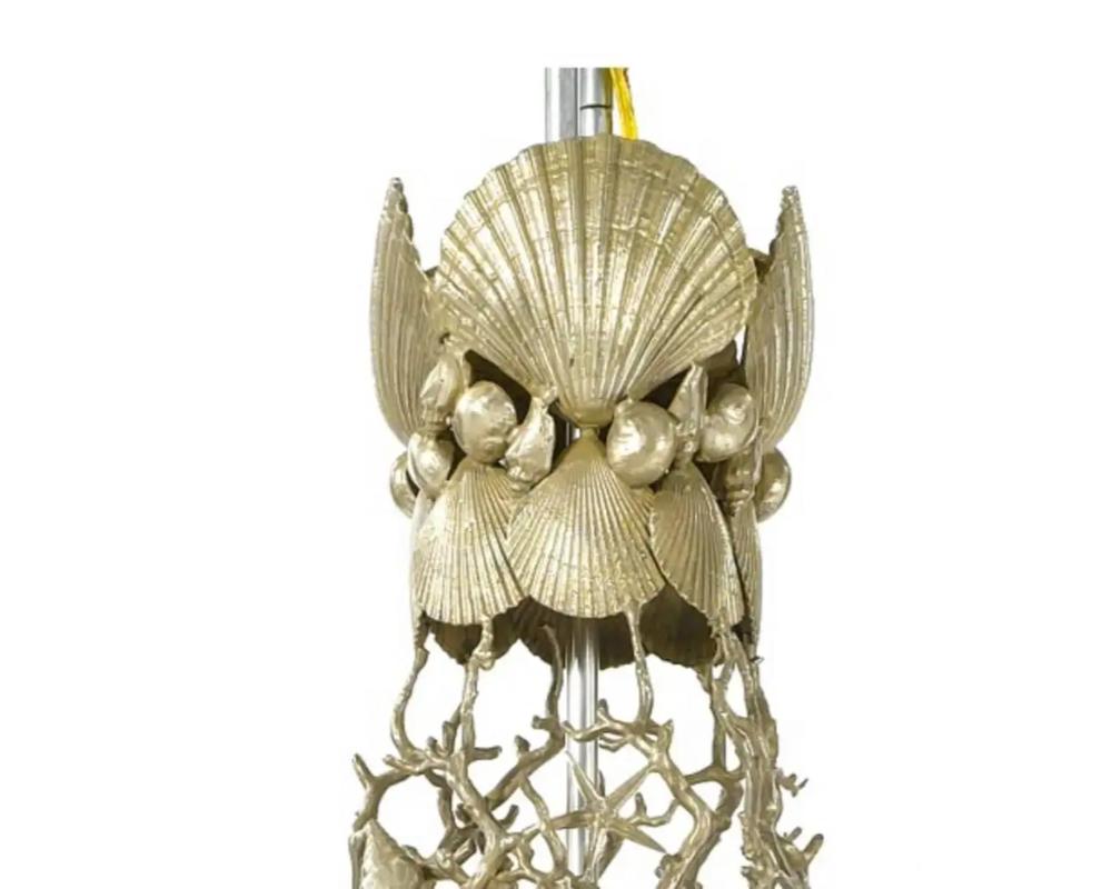 Lustre nautique à six lumières de style Buccellati en métal argenté en forme de coquillages de mer Bon état - En vente à New York, NY