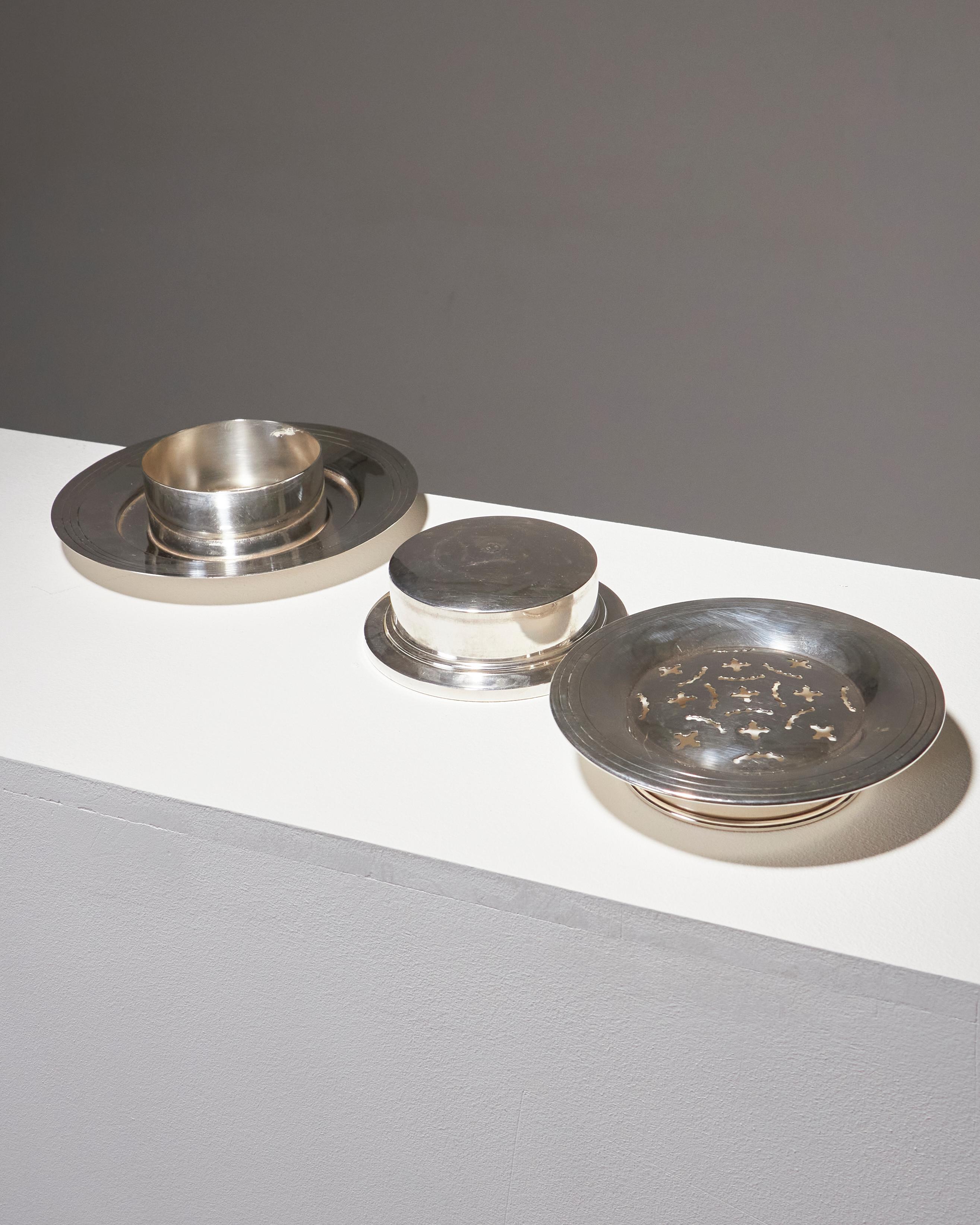 Plat à beurre plaqué argent, Christofle. Bon état - En vente à PARIS, FR