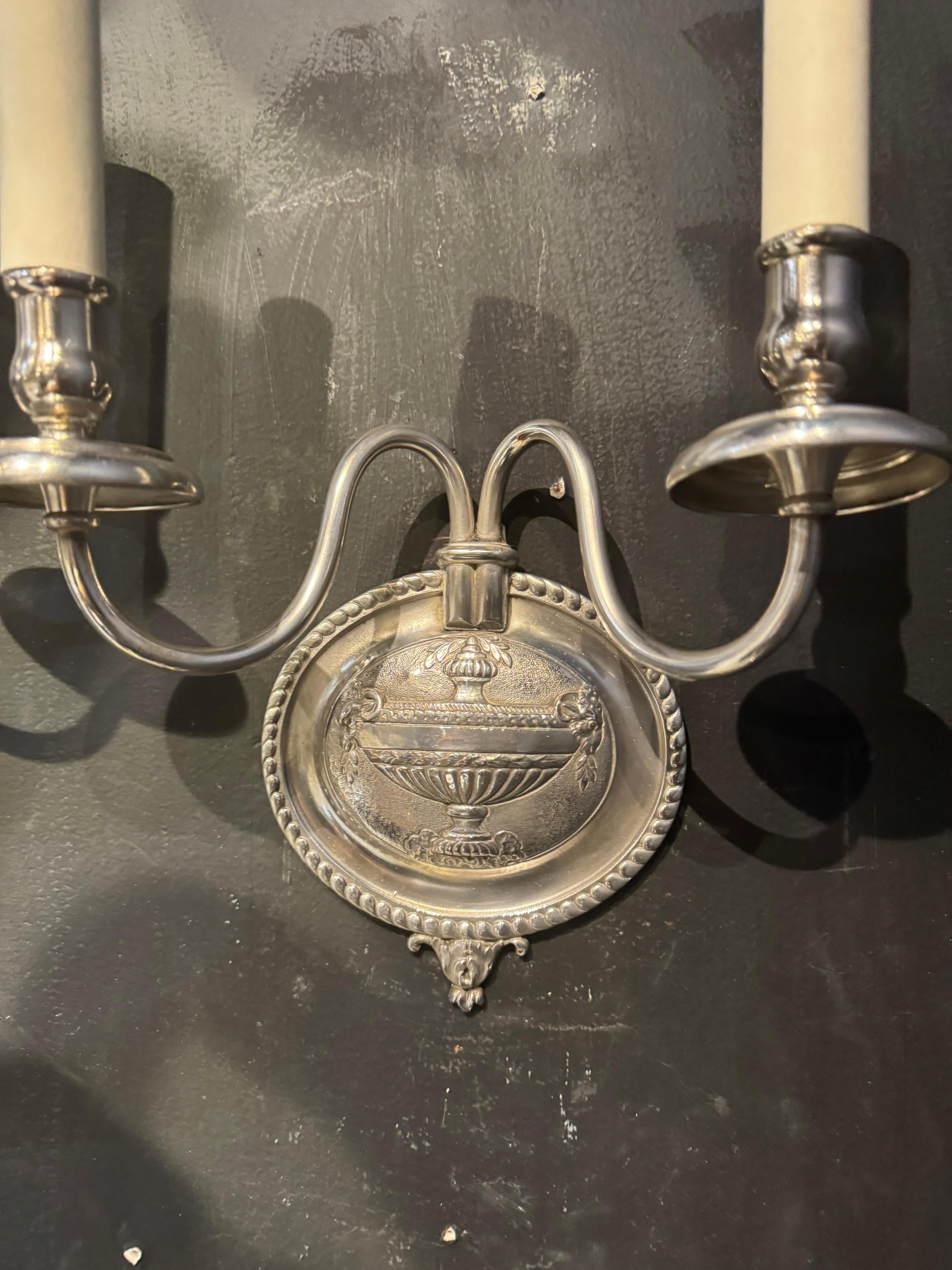Argentato 1900 Caldwell Sconcese placcate in argento in vendita
