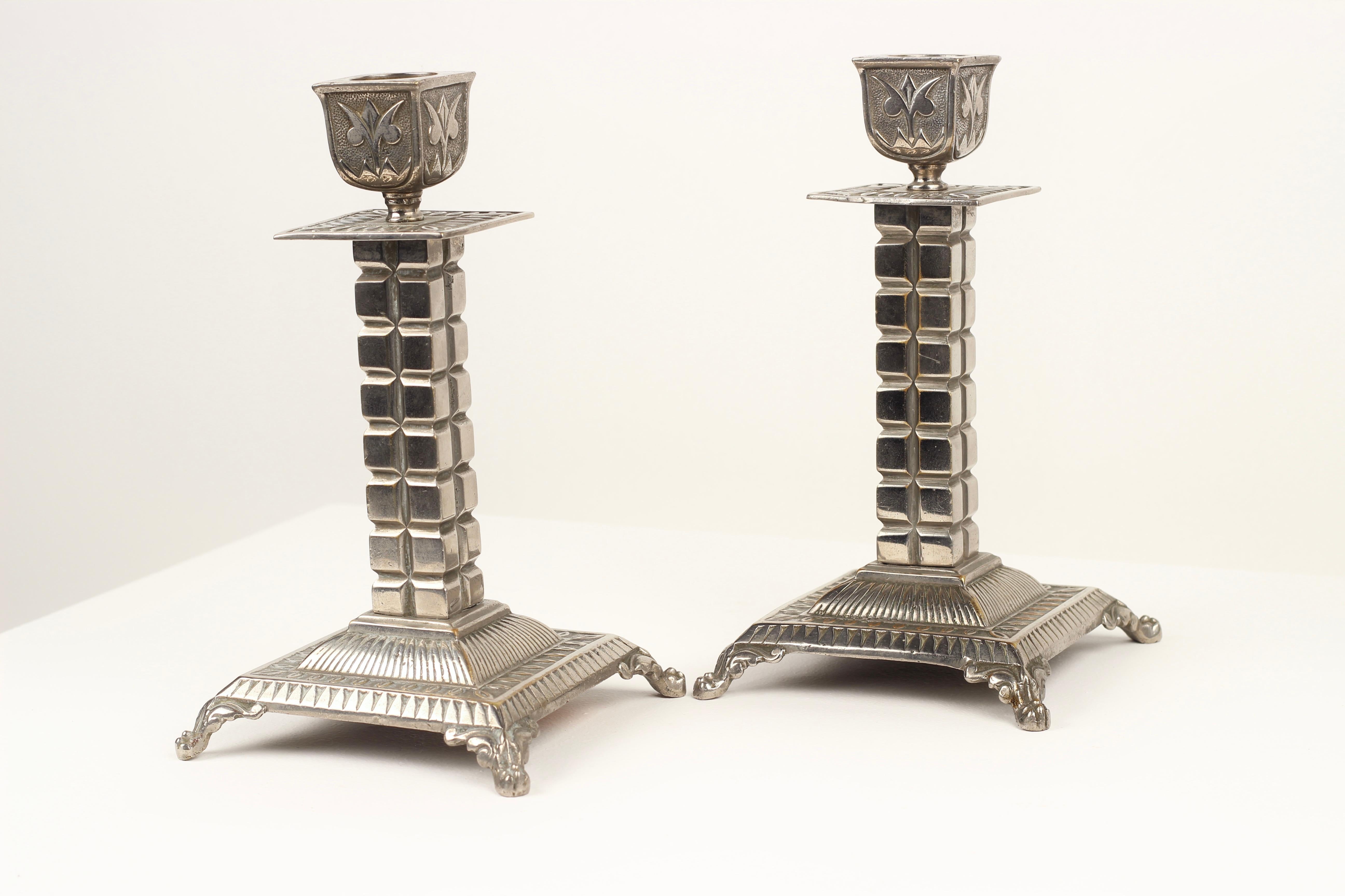 Late 19th Century Silver-plated candlesticks by William Tonks and Sons, late 19th century For Sale