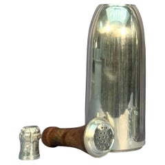 Versilberter Cocktail Shaker für Champagnerflaschen von James Deakin & Sons