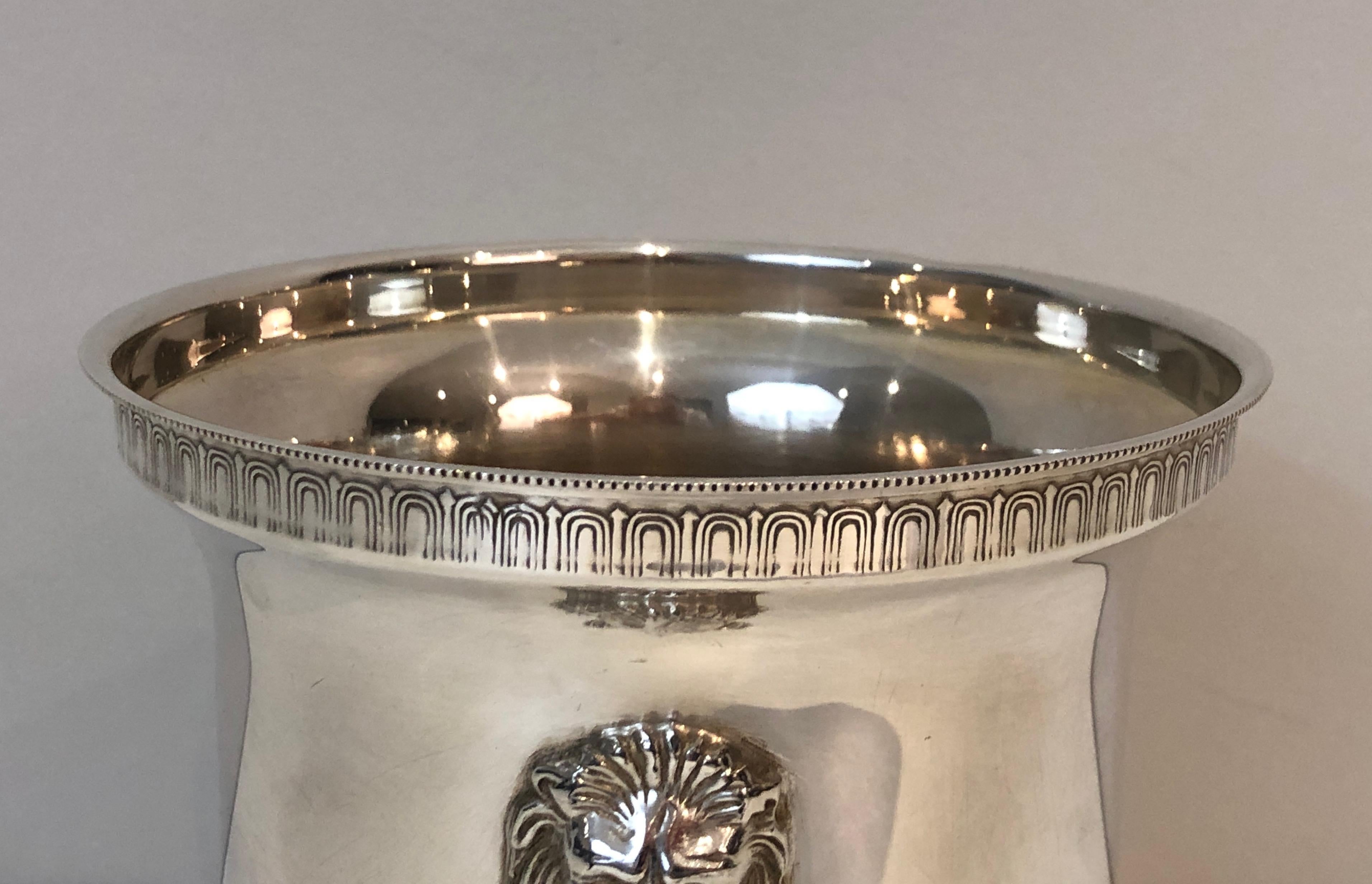 Silver Plated Champagne Bucket with Lion Heads Handles, French, circa 1930 1