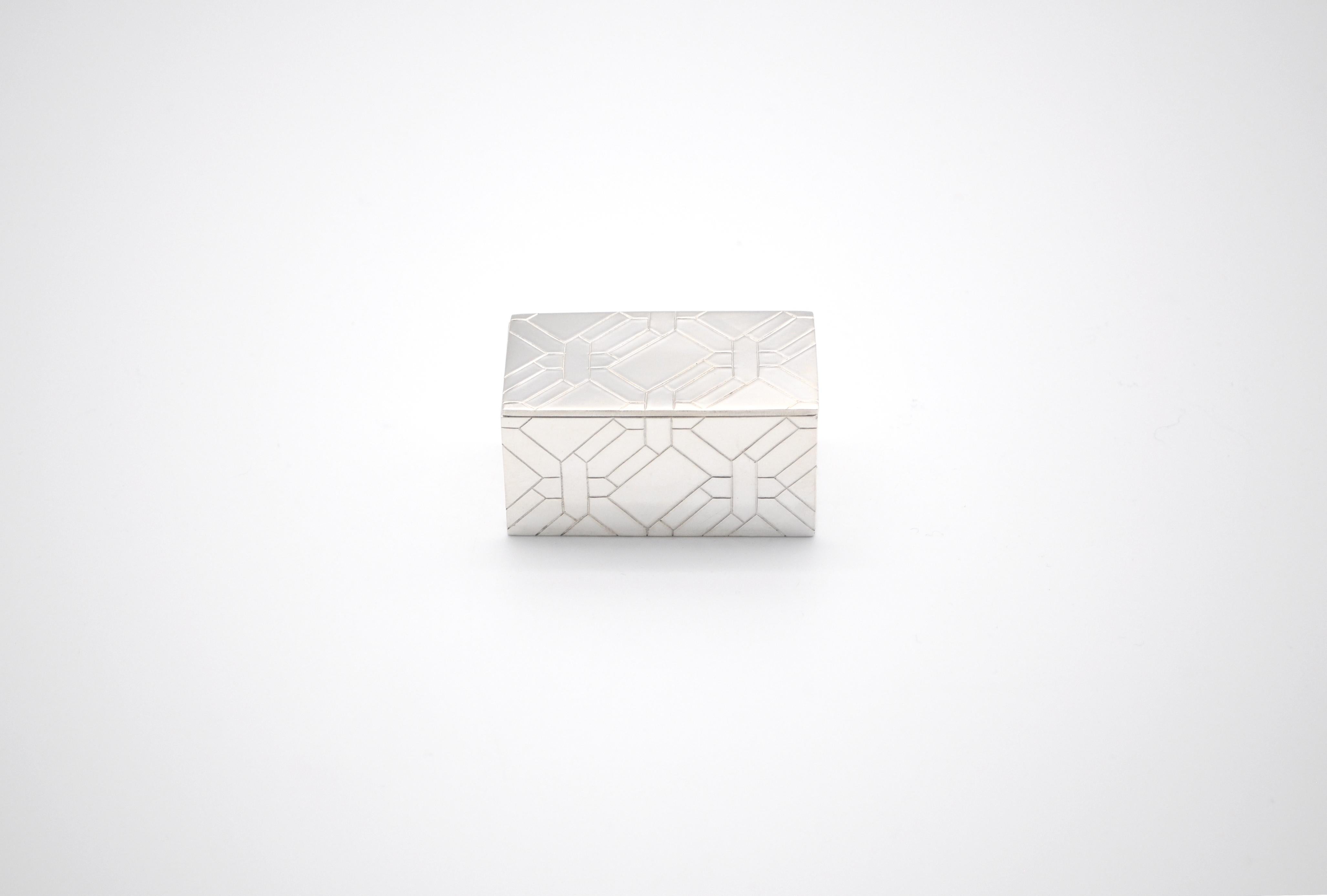 French Silver-plated chiseled Rectangular Case, Hommage Collection, Braiding Pattern For Sale