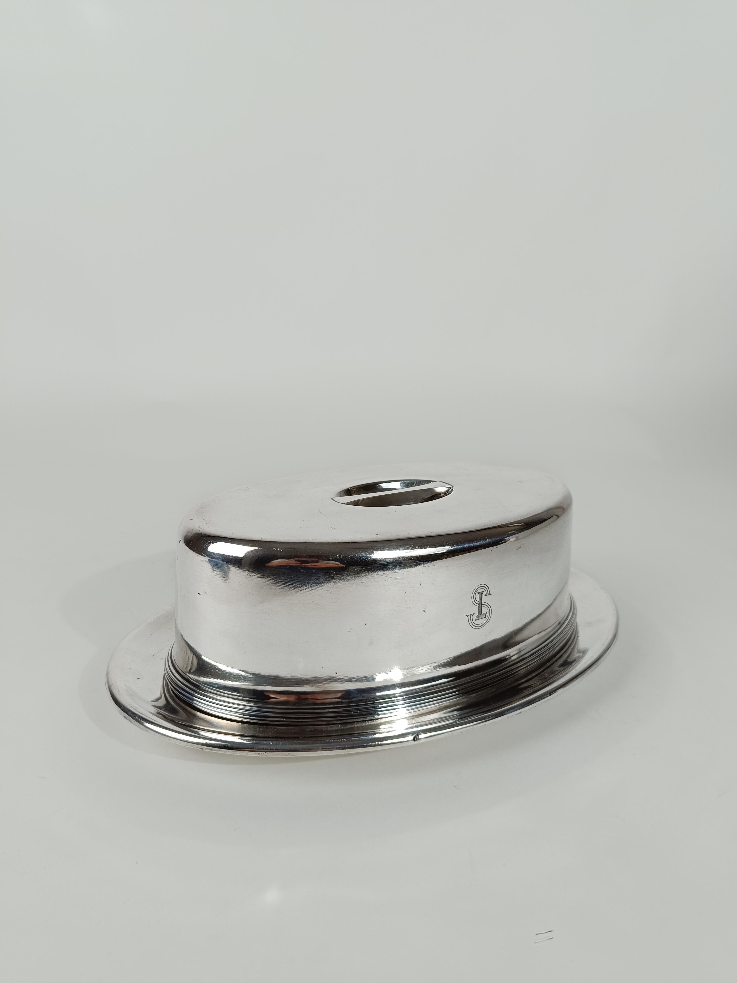Cloche placcata in argento di Krupp Berndorf, proveniente dalla prima classe della flotta 