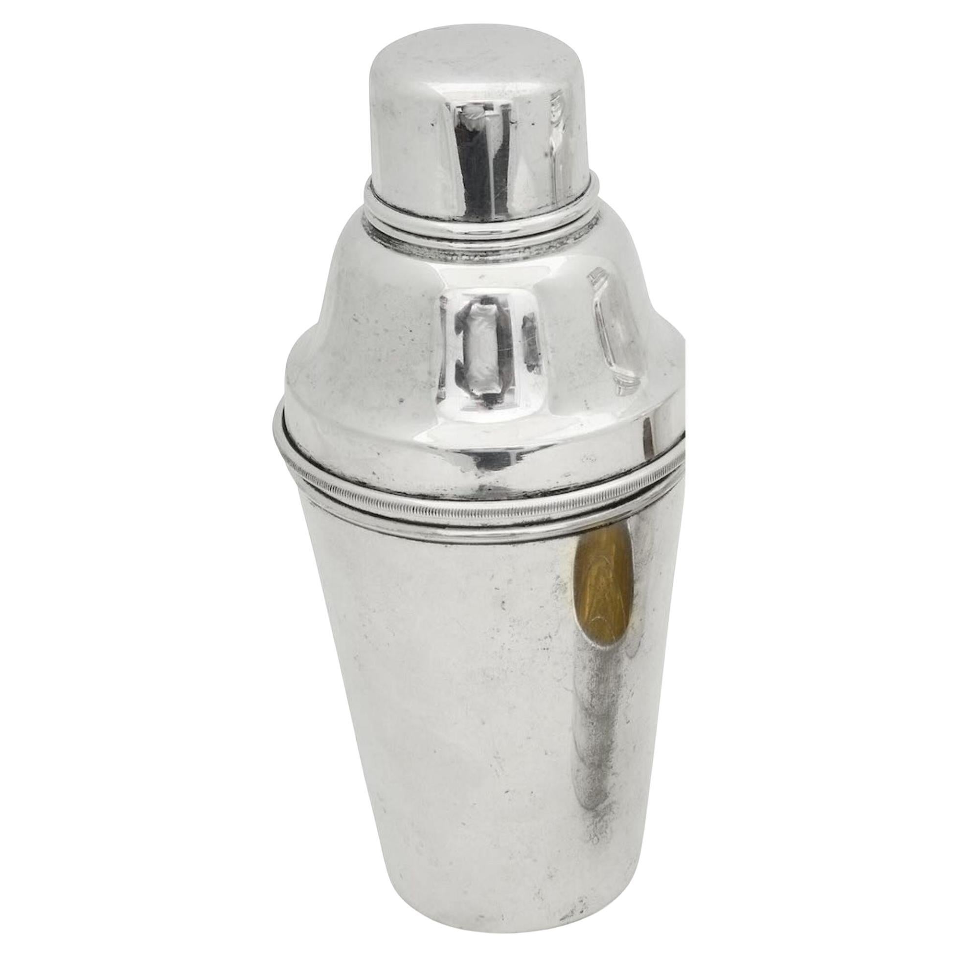 silver plated Cocktail shaker e.p.n.s/Regis plate n1563