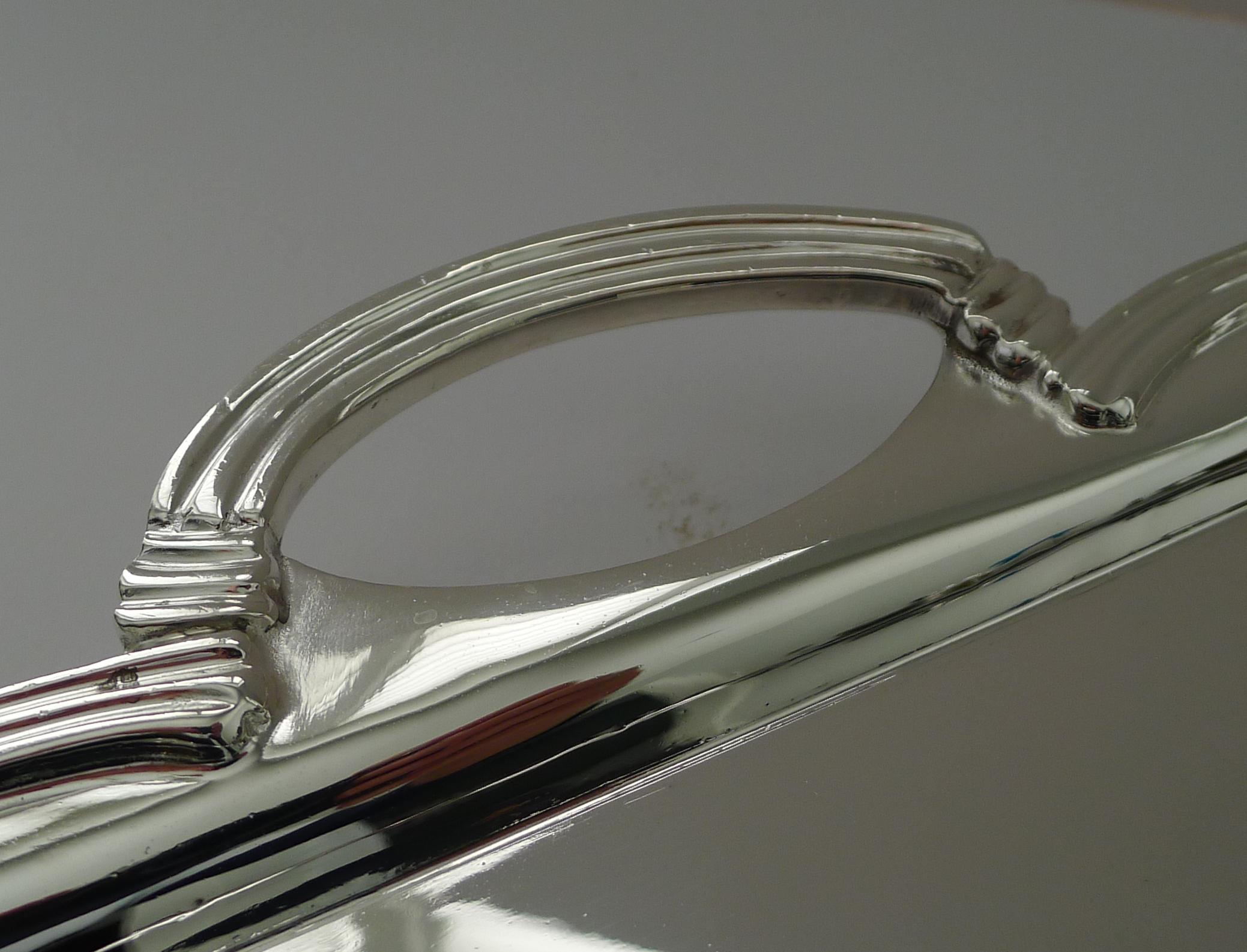 Versilbertes Cocktailtablett von Goldsmith's & Silversmith's Co. Ltd. um 1930 (Art déco) im Angebot