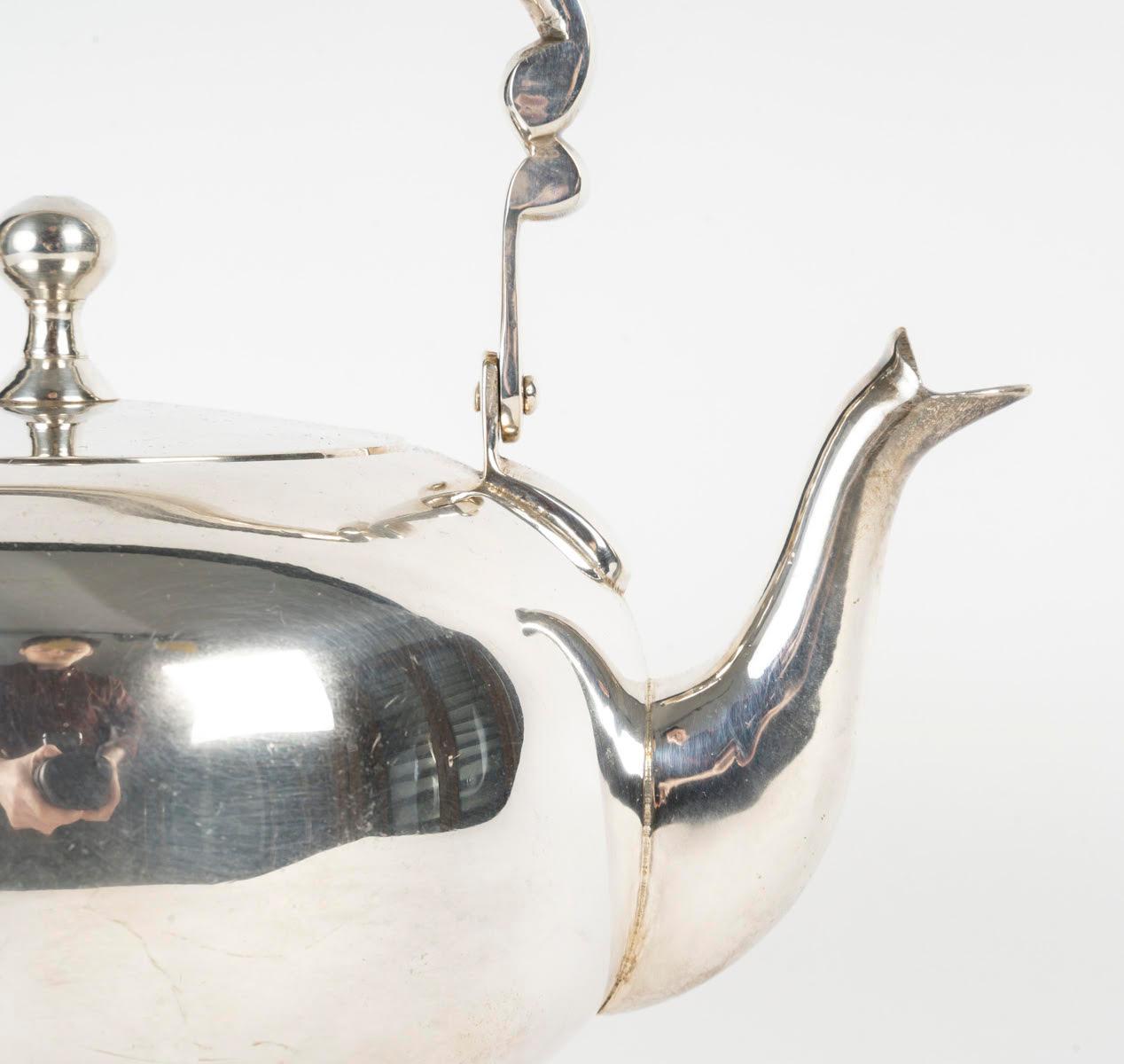Art déco Cafetière plaquée argent, 20e siècle. en vente