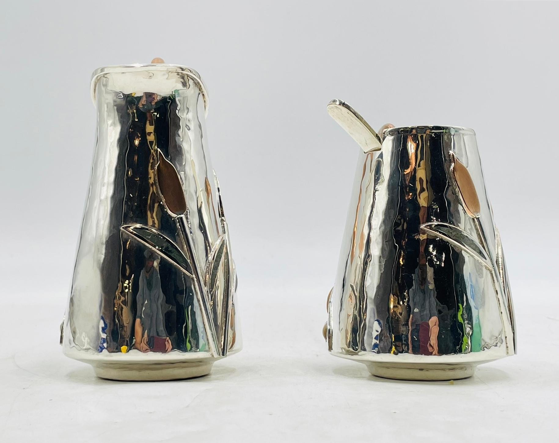 Silver Plated Creamer and Sugar Set with Flamingo Handles by Wolmar Castillo For Sale 4