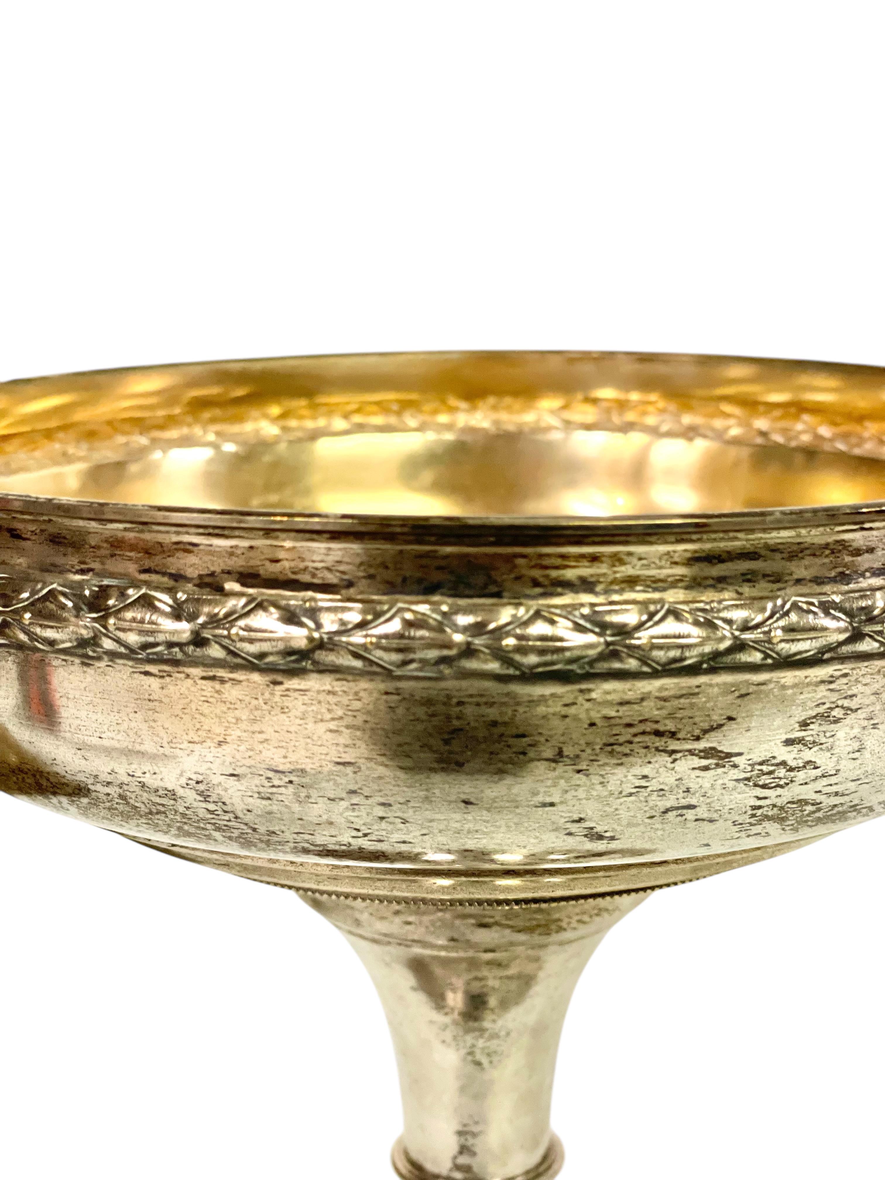 Versilberte und geätzte Schale mit Fuß aus Kristall, um 1880 im Angebot 7