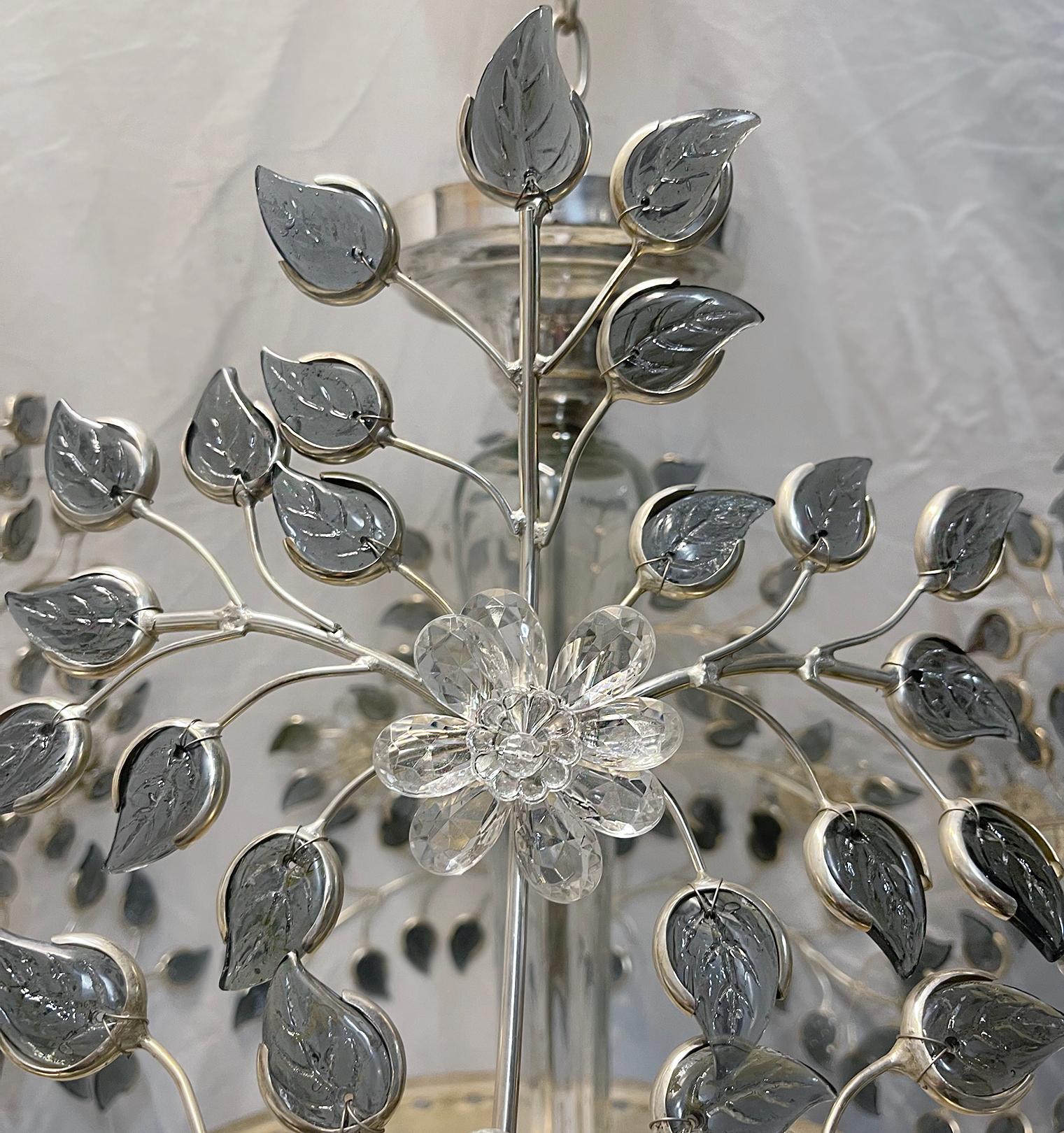 French Chandelier with Gray Molded Glass Leaves In Good Condition For Sale In New York, NY