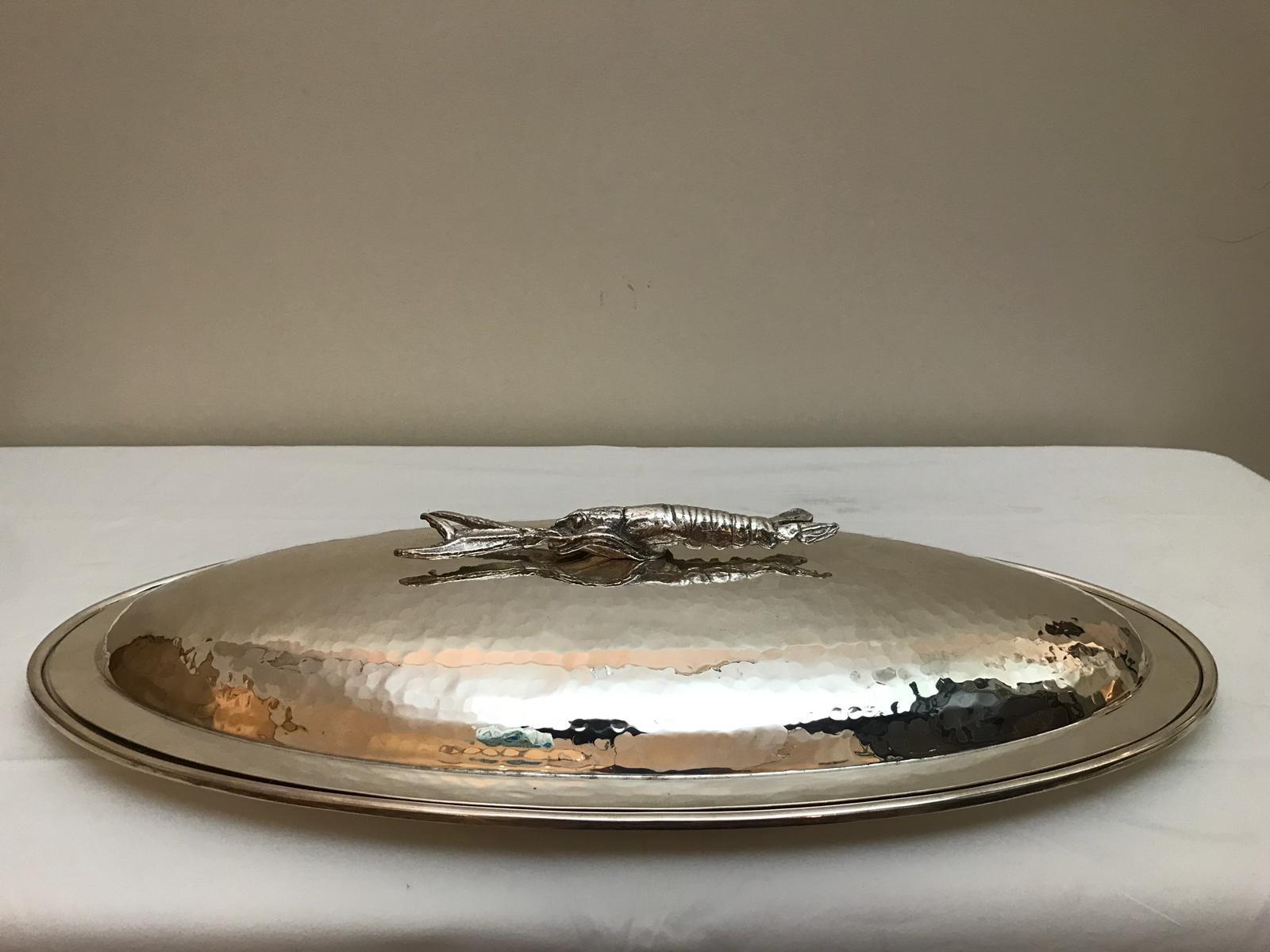 Silver Plated Hammered Shellfish Platter and Lid In Good Condition In London, GB