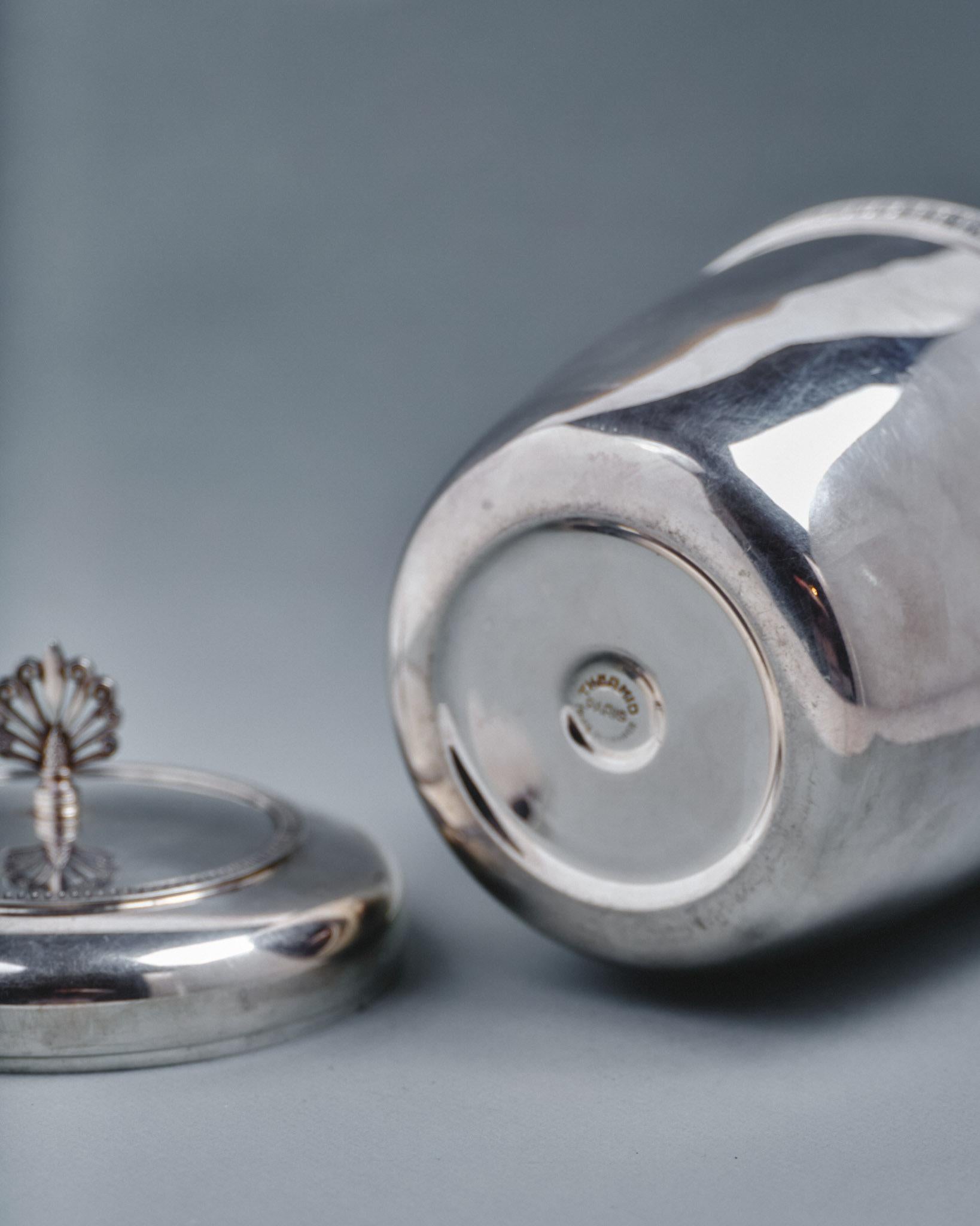 Silver-plated ice bucket, 1950s In Good Condition For Sale In PARIS, FR